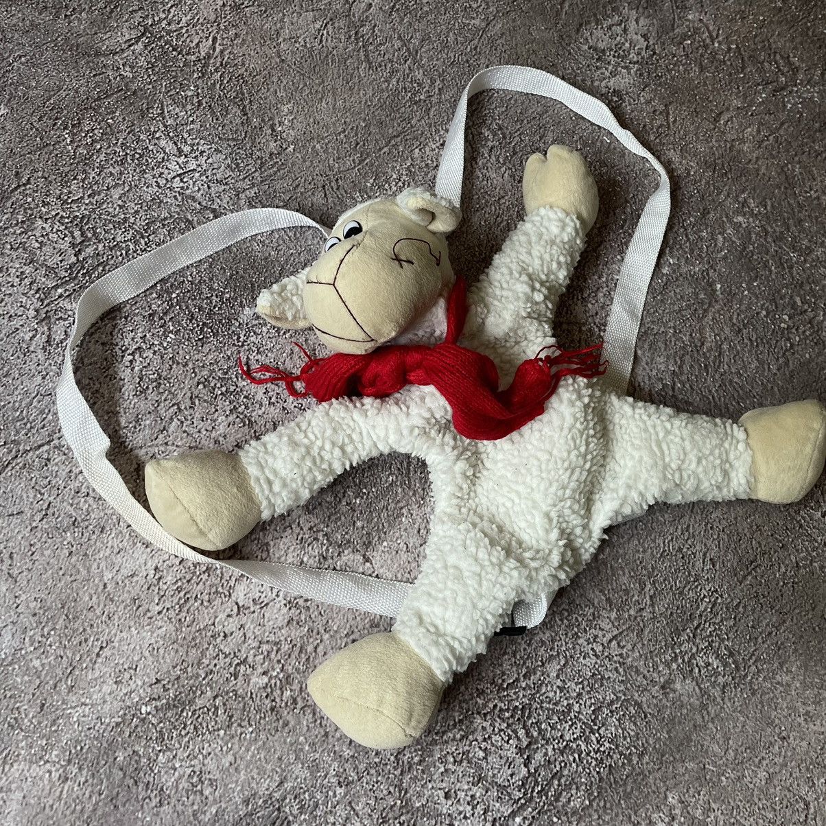 Vintage Vintage Y2K 90s Plush Goat Backpack Toy Cream Grunge Slim OS Size ONE SIZE - 2 Thumbnail