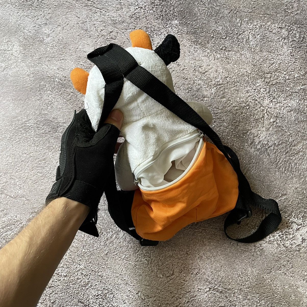 Vintage Vintage Y2K Cow Plush Backpack Toy Bag Accessory Goth OS Size ONE SIZE - 9 Thumbnail