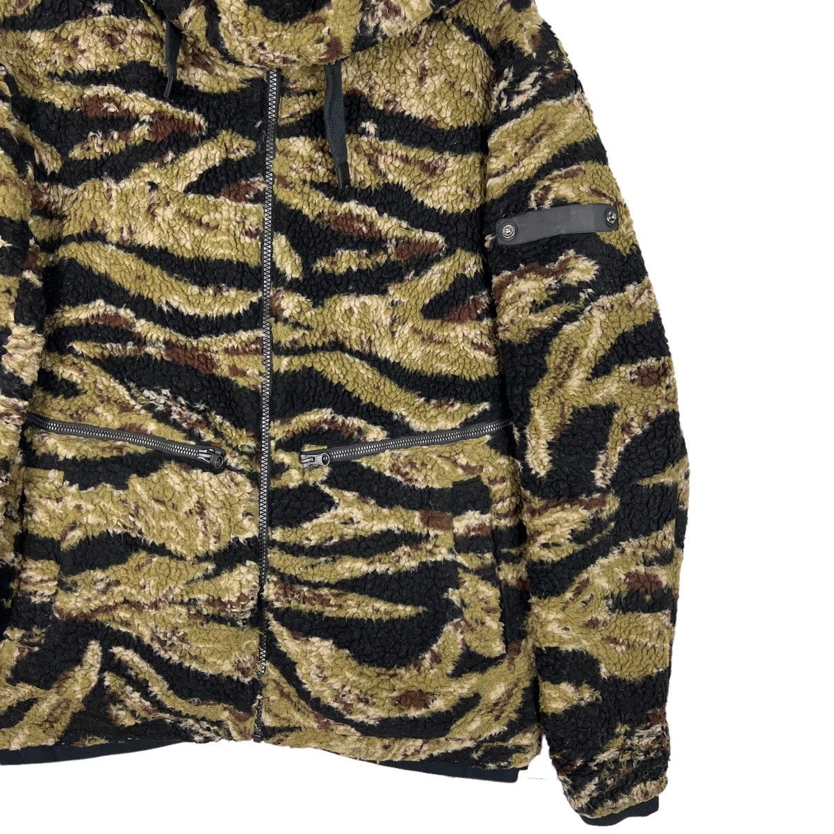 And Wander 🔥 FIELDCORE CAMO BOA FLEECE HOODIES Size US L / EU 52-54 / 3 - 4 Thumbnail
