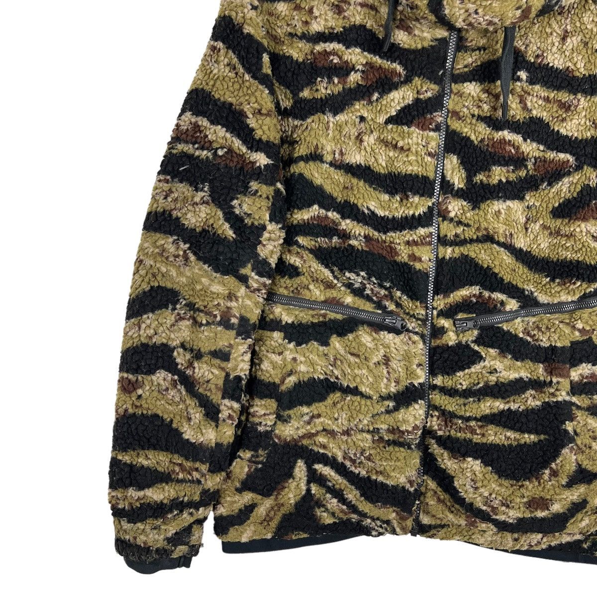 And Wander 🔥 FIELDCORE CAMO BOA FLEECE HOODIES Size US L / EU 52-54 / 3 - 2 Thumbnail