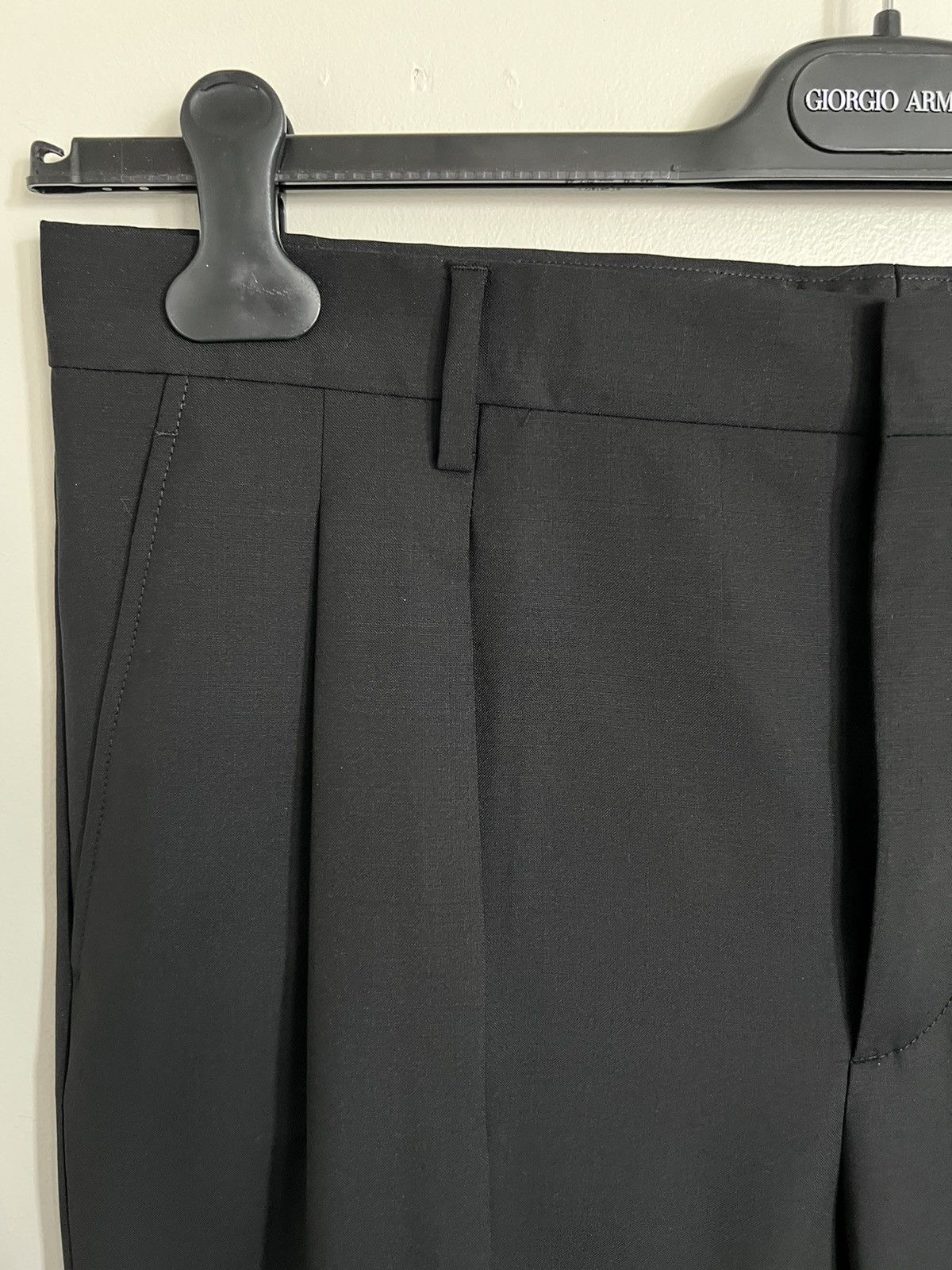 Valentino $1K+ Wool/mohair pleated trousers, IT50, made in Italy Size 40R - 3 Thumbnail
