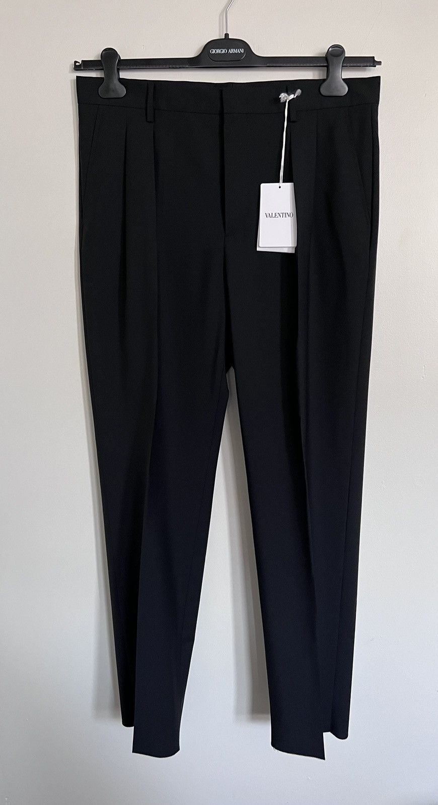Valentino $1K+ Wool/mohair pleated trousers, IT50, made in Italy Size 40R - 1 Thumbnail