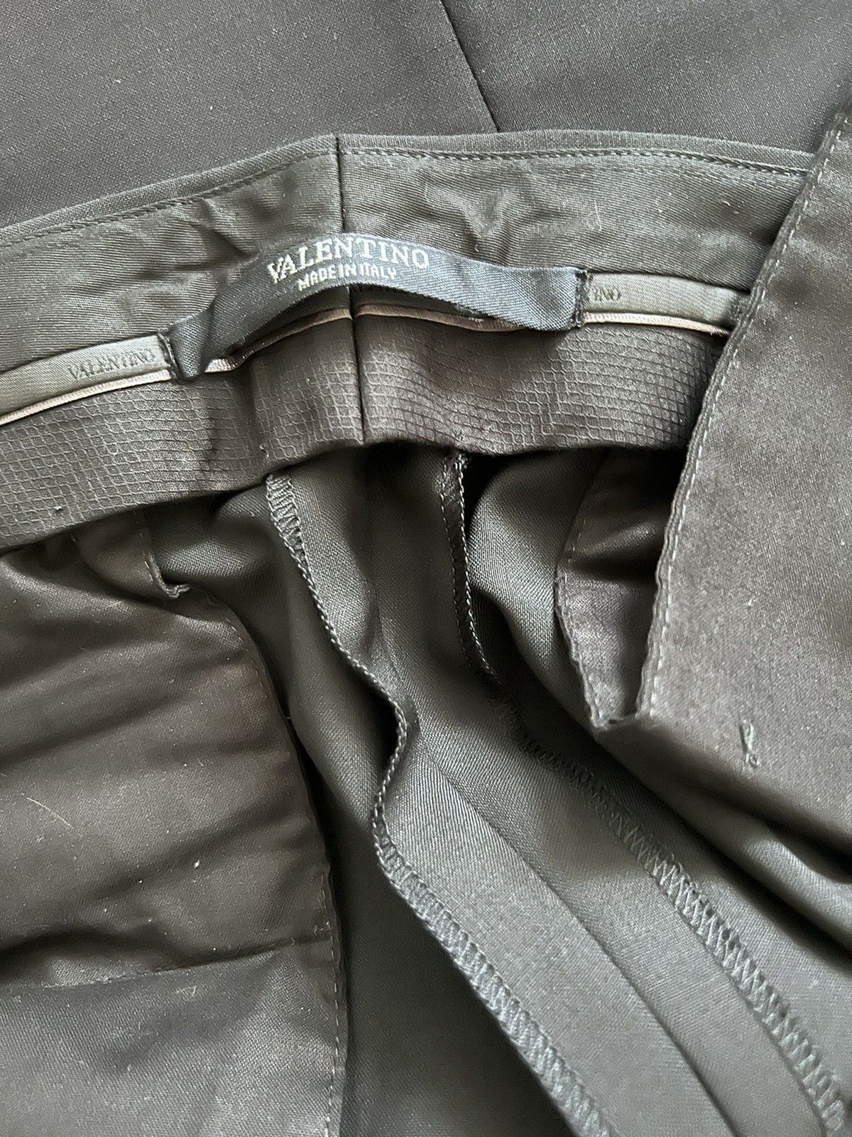 Valentino $1K+ Wool/mohair pleated trousers, IT50, made in Italy Size 40R - 10 Thumbnail
