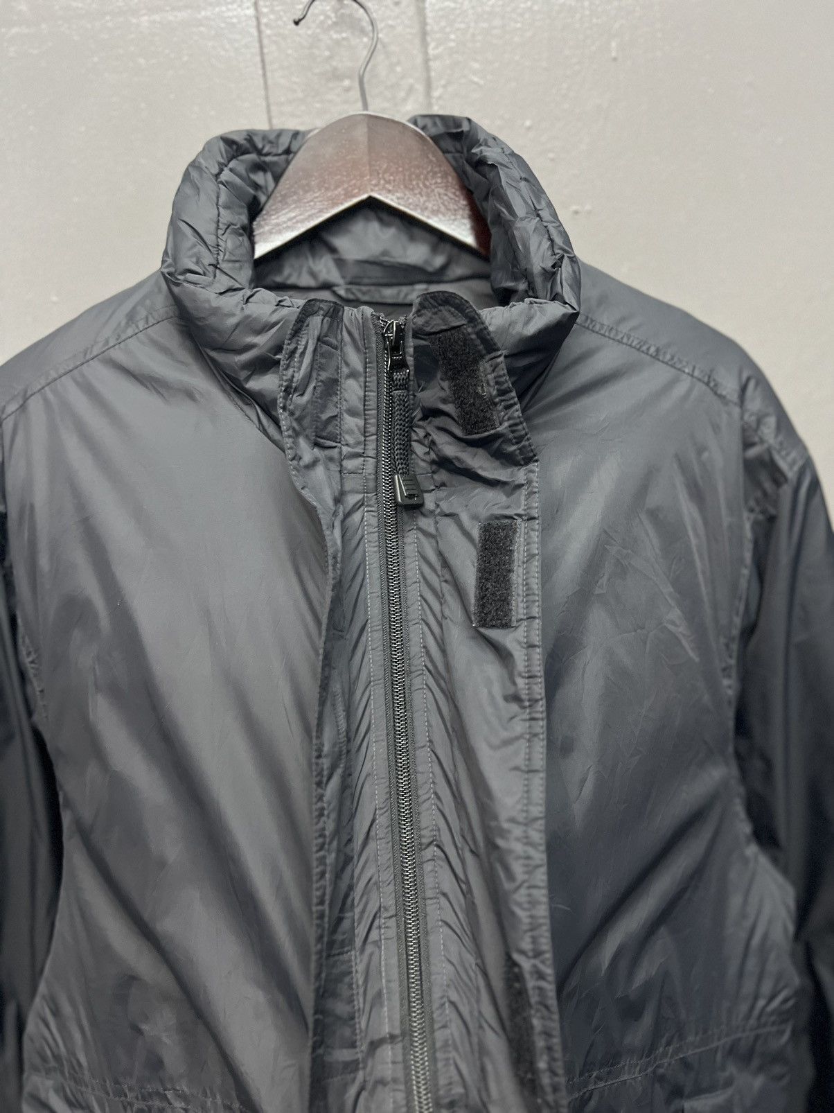 Japanese Brand UNIQLO DOWN JACKET Size US L / EU 52-54 / 3 - 6 Thumbnail