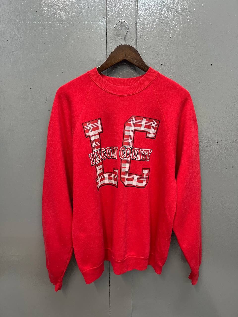 Fruit Of The Loom VINTAGE LINCOLN COUNTRY SWEATSHIRT Size US XL / EU 56 / 4 - 1 Thumbnail