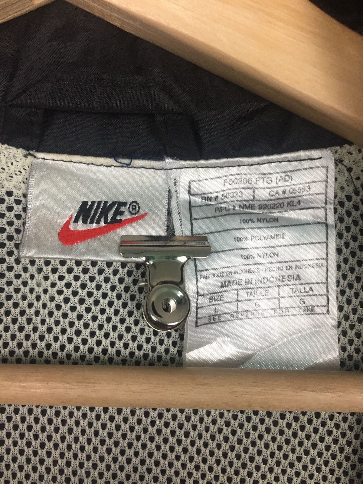 Nike Nike Usa Swoosh Rain Jacket Size US L / EU 52-54 / 3 - 4 Thumbnail