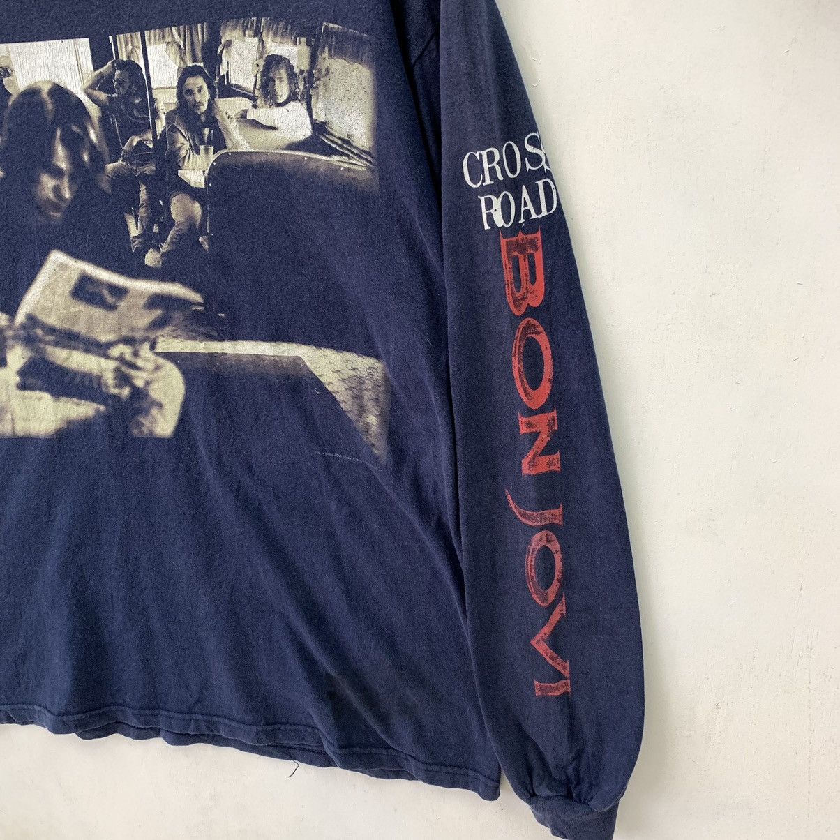 Band Tees Vintage Bon Jovi Cross Road Long Sleeve Tshirt Size US L / EU 52-54 / 3 - 2 Thumbnail