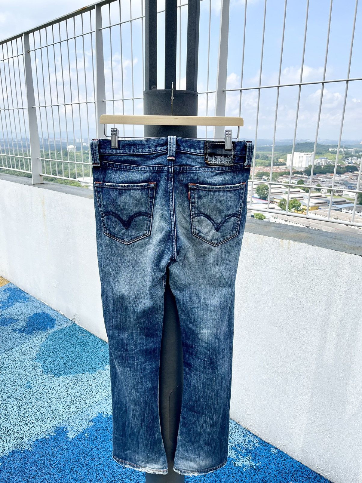 Levi's VINTAGE SICK DISTRESSED FLARED LEVIS 517 SIZE 32X32 Size US 32 / EU 48 - 10 Thumbnail