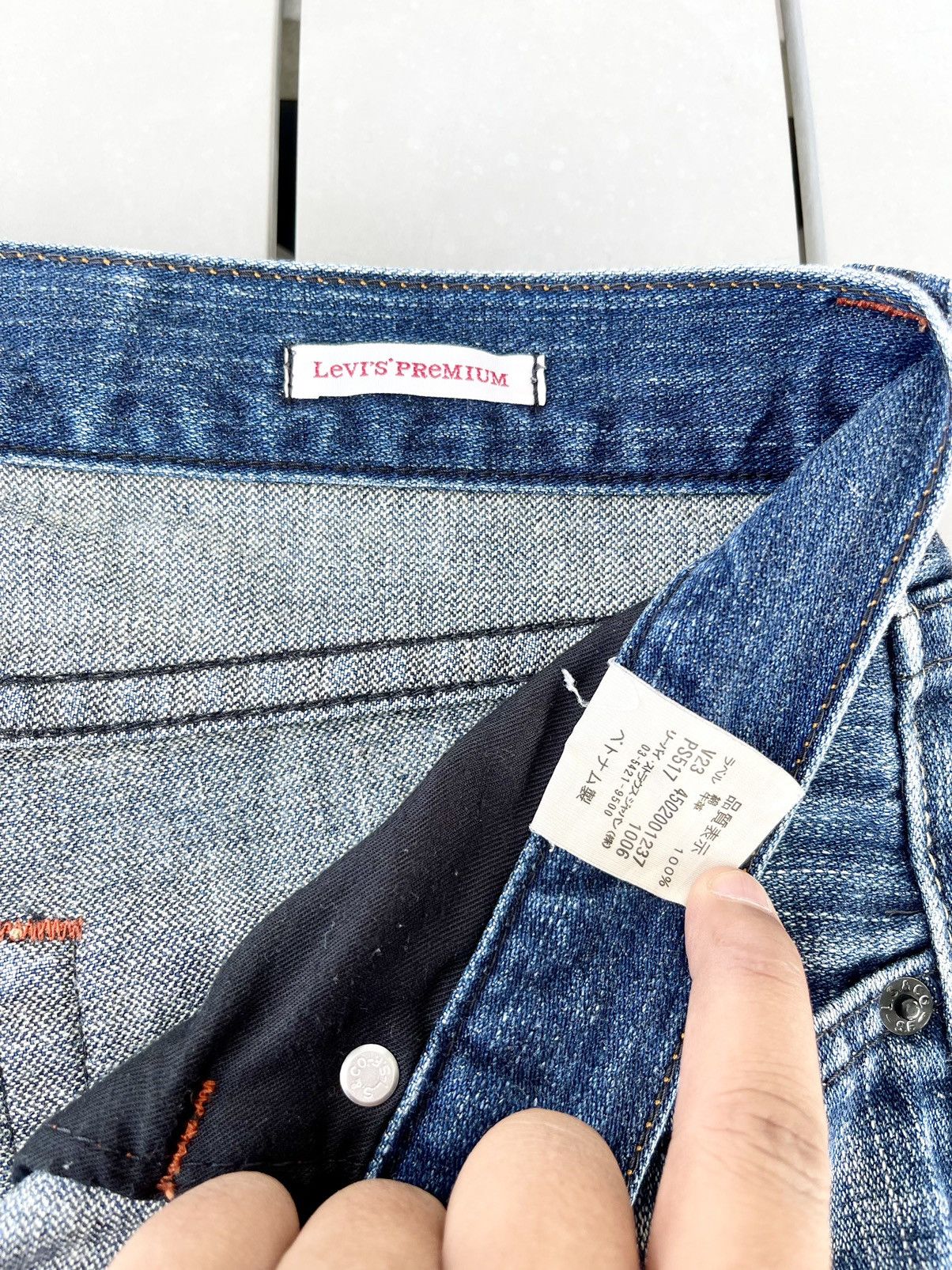 Levi's VINTAGE SICK DISTRESSED FLARED LEVIS 517 SIZE 32X32 Size US 32 / EU 48 - 18 Thumbnail