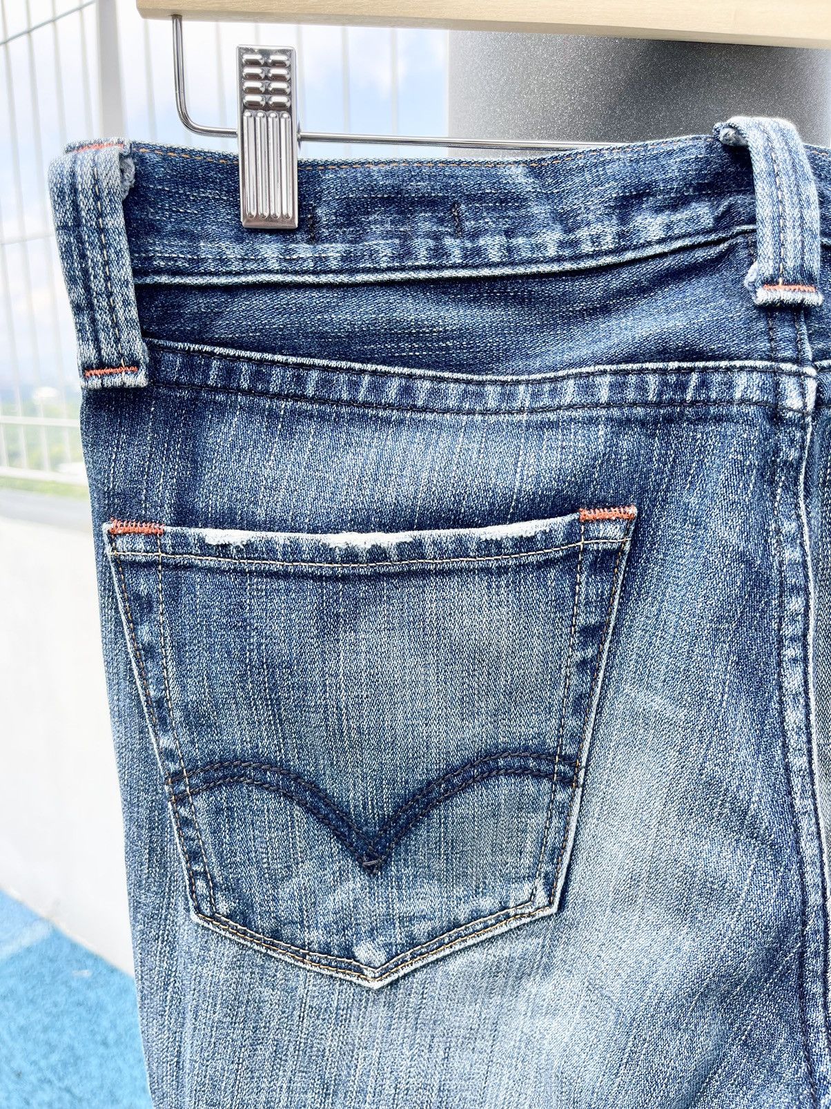 Levi's VINTAGE SICK DISTRESSED FLARED LEVIS 517 SIZE 32X32 Size US 32 / EU 48 - 13 Thumbnail