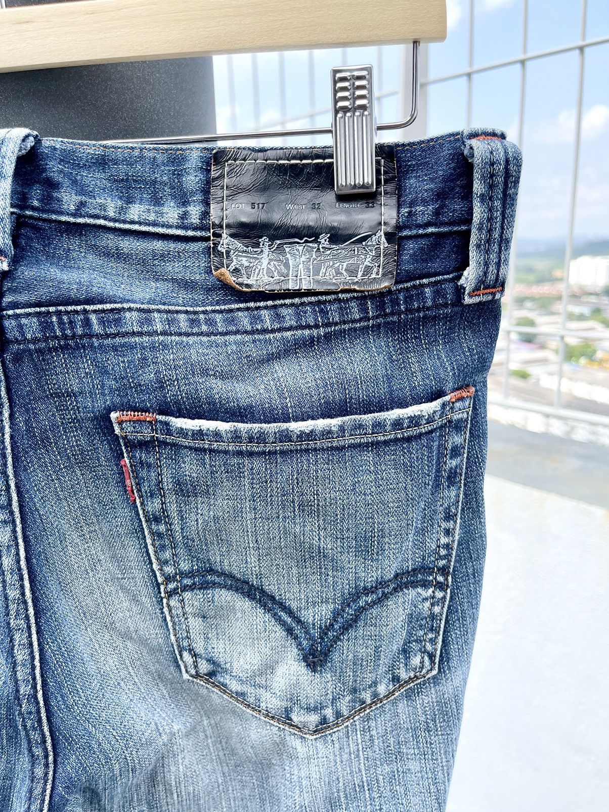 Levi's VINTAGE SICK DISTRESSED FLARED LEVIS 517 SIZE 32X32 Size US 32 / EU 48 - 14 Thumbnail