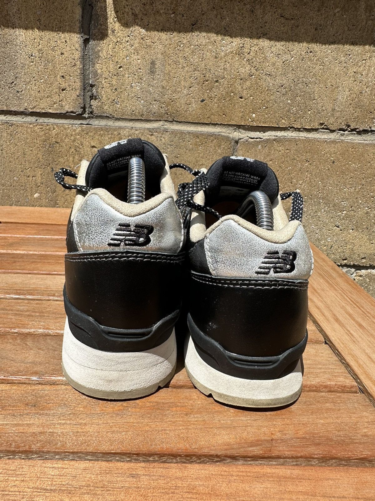 New Balance New Balance 996 Silver Black Leather sneakers glitter Size US 7.5 / IT 37.5 - 4 Thumbnail