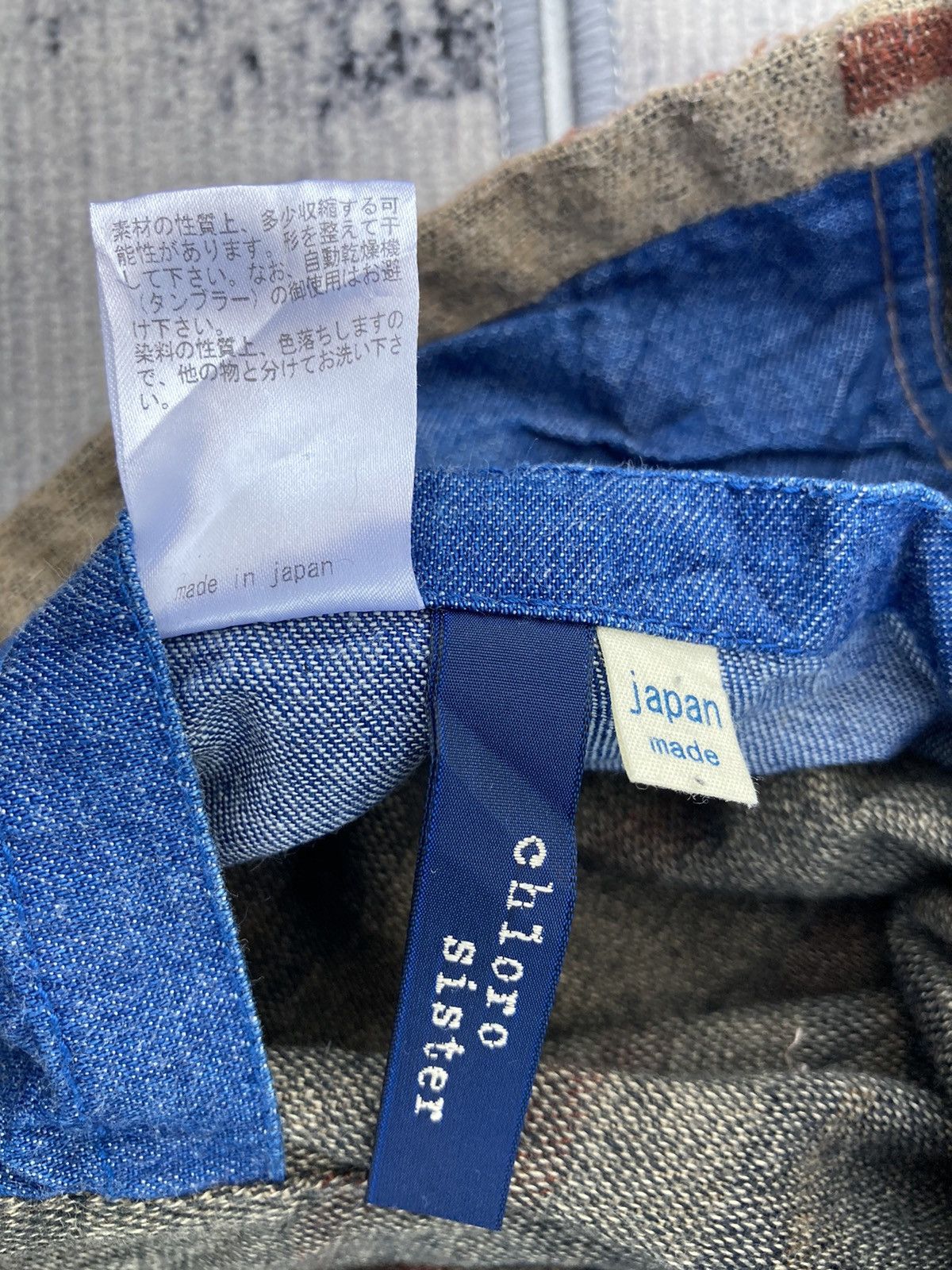 Japanese Brand CHLORO SISTER REVERSIBLE BUTTON UPS Size US M / EU 48-50 / 2 - 8 Thumbnail