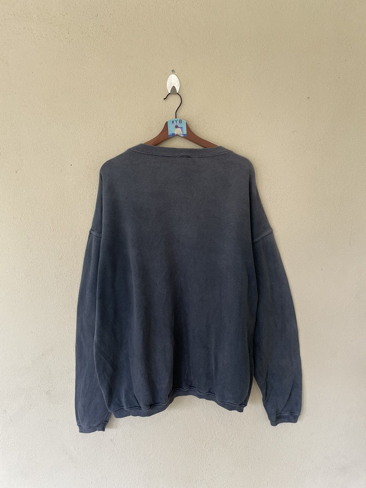 Disney × Vintage VINTAGE SUN FADED ALADDIN SWEATSHIRT Size US L / EU 52-54 / 3 - 4 Thumbnail