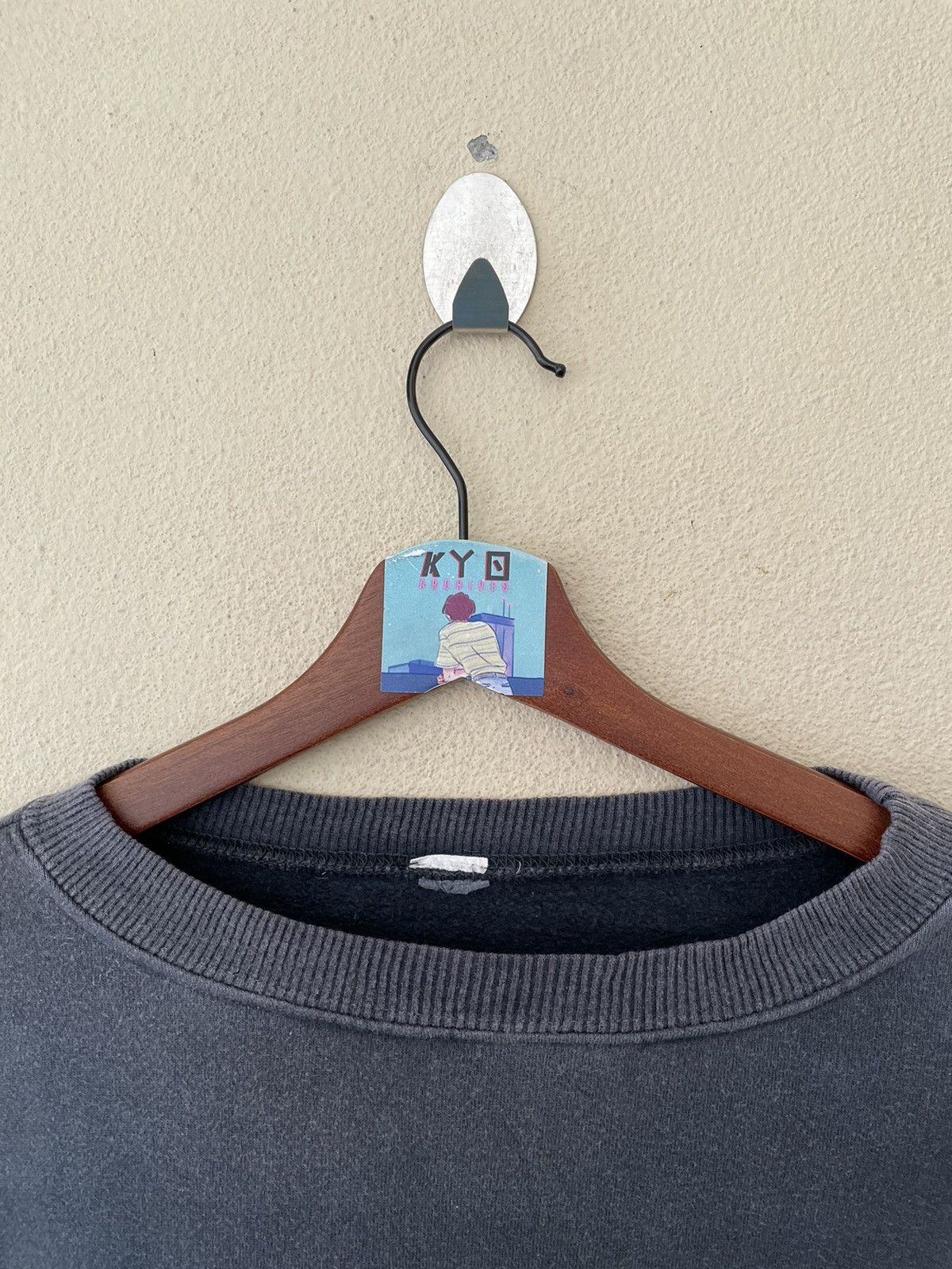 Disney × Vintage VINTAGE SUN FADED ALADDIN SWEATSHIRT Size US L / EU 52-54 / 3 - 8 Thumbnail