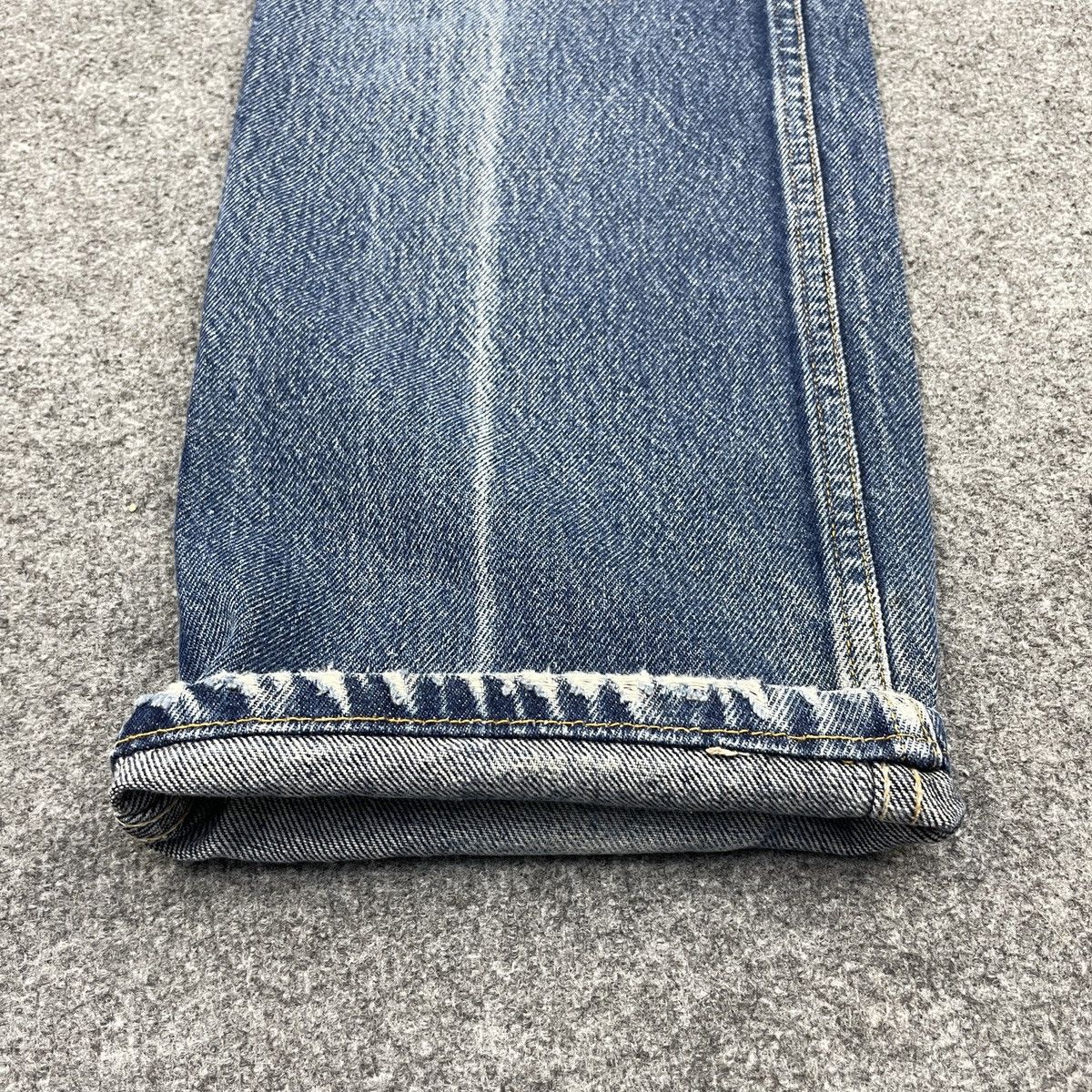 Lee × Vintage Vintage Lee Denim Distressed Light Wash -wc197 Size US 33 - 7 Thumbnail