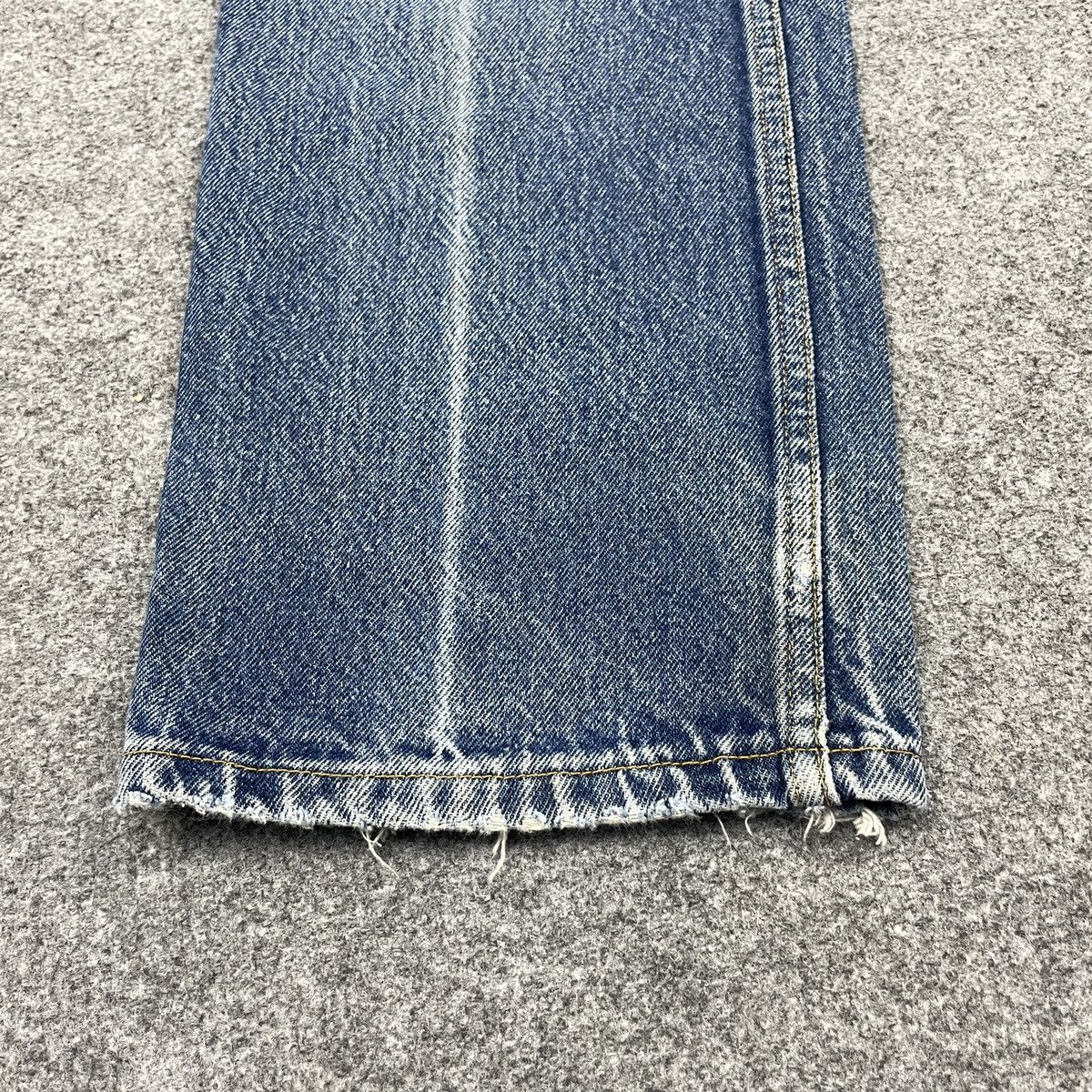 Lee × Vintage Vintage Lee Denim Distressed Light Wash -wc197 Size US 33 - 6 Thumbnail