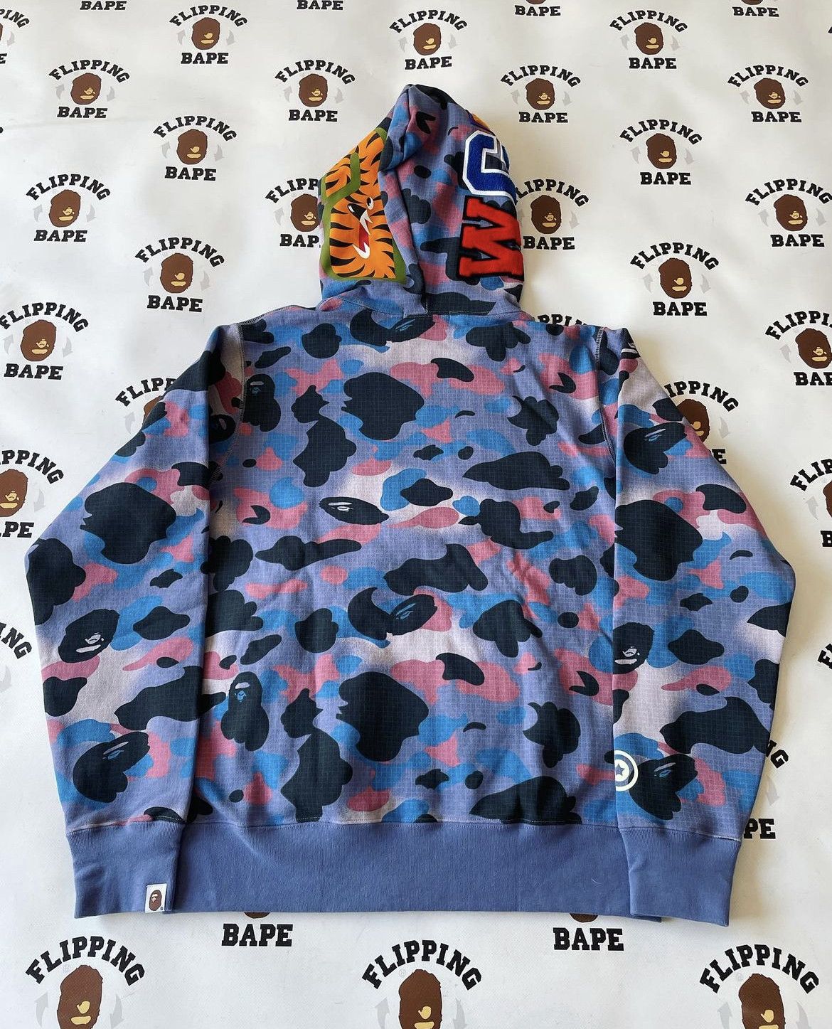 Bape BAPE GRID CAMO SHARK FULL ZIP HOODIE SS22 Size US XL / EU 56 / 4 - 3 Thumbnail
