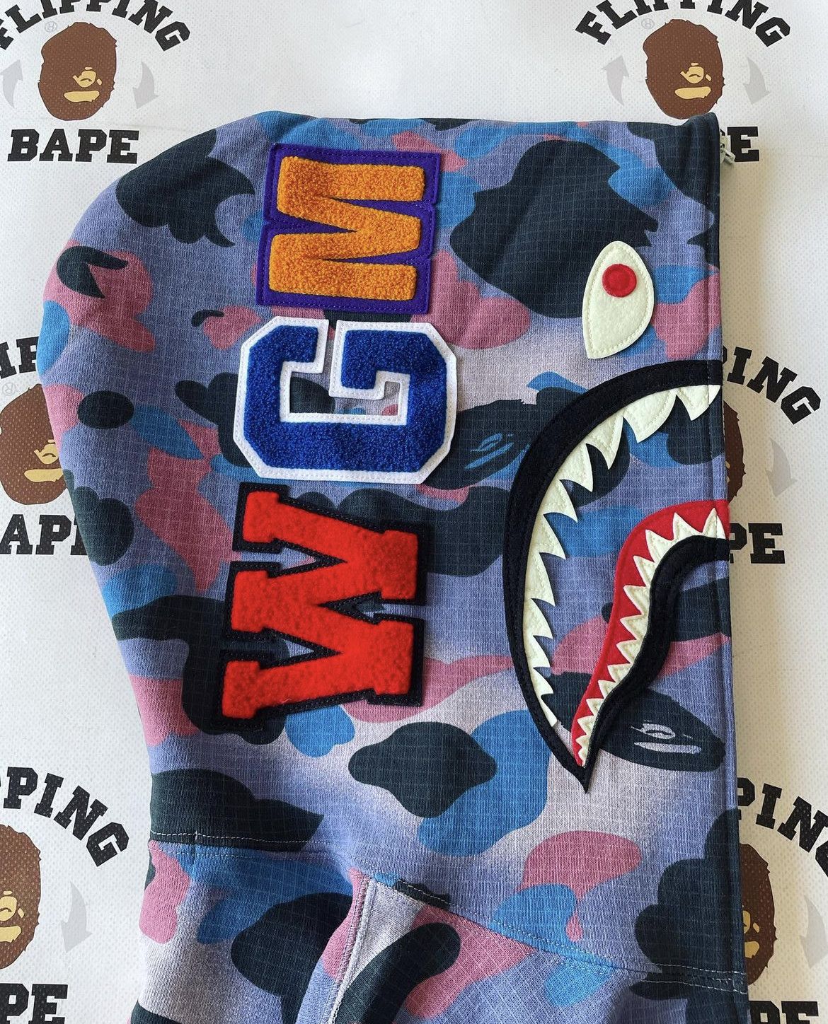 Bape BAPE GRID CAMO SHARK FULL ZIP HOODIE SS22 Size US XL / EU 56 / 4 - 6 Thumbnail