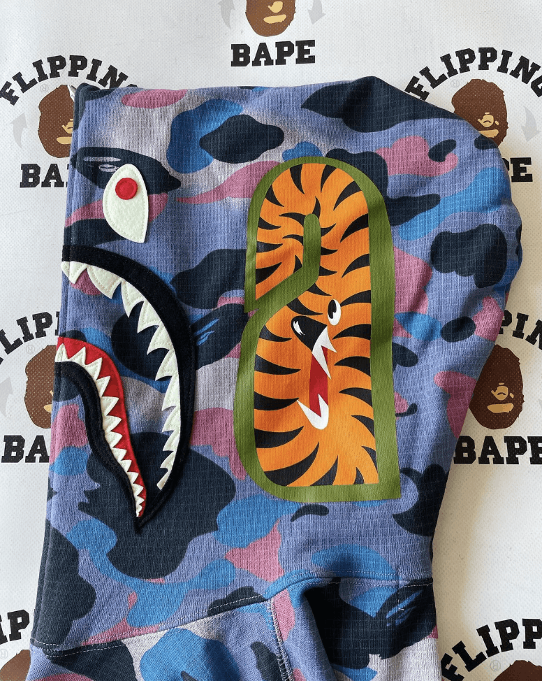 Bape BAPE GRID CAMO SHARK FULL ZIP HOODIE SS22 Size US XL / EU 56 / 4 - 7 Thumbnail
