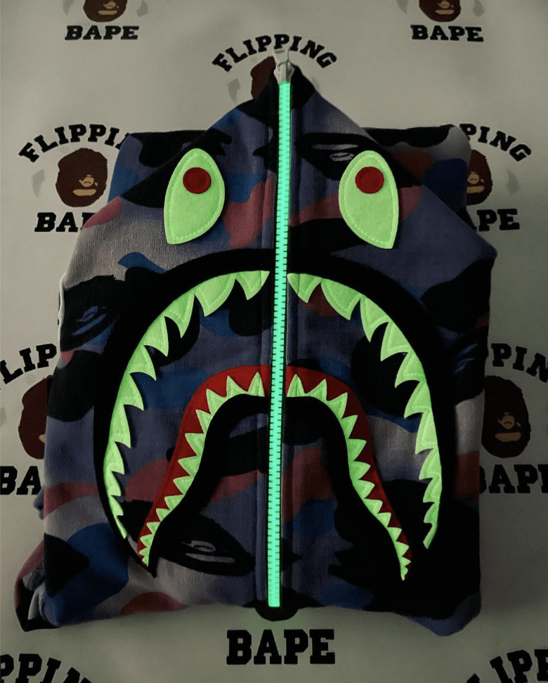 Bape BAPE GRID CAMO SHARK FULL ZIP HOODIE SS22 Size US XL / EU 56 / 4 - 5 Thumbnail