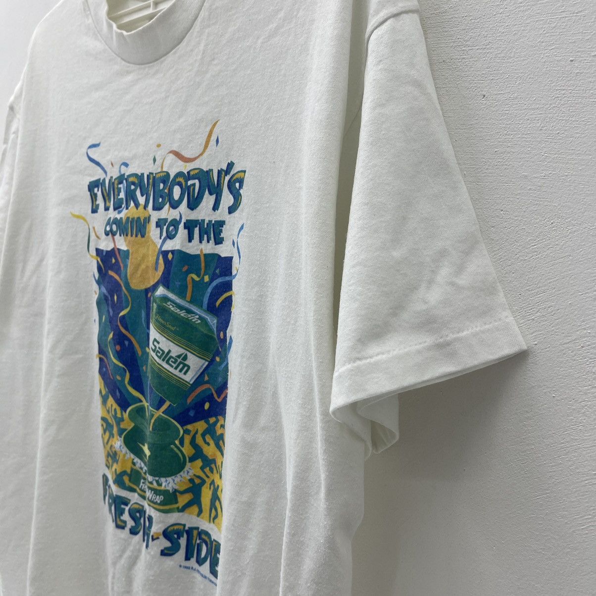 Salem Sportswear Vintage 90s Salem Fresh Wrap T Everybodys Comin To The Salem Size US XL / EU 56 / 4 - 4 Thumbnail