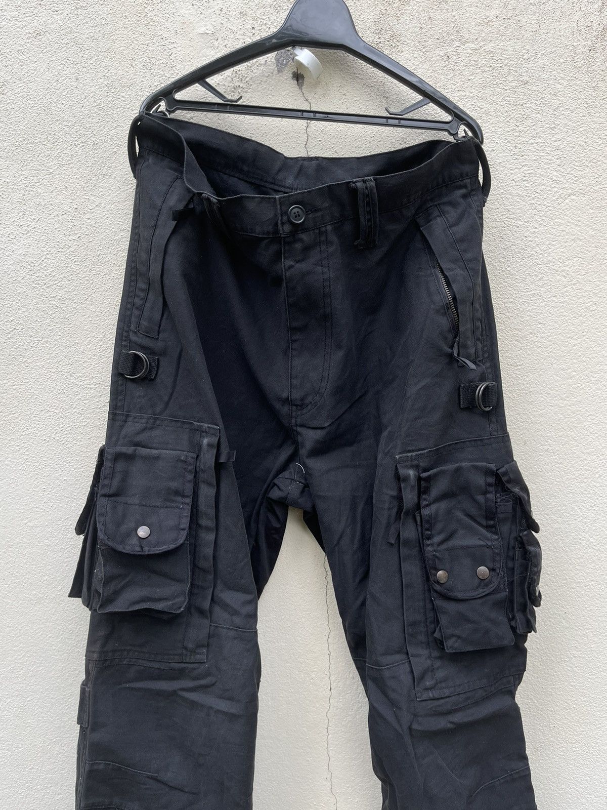 If Six Was Nine × Japanese Brand × KMRii ❌BEST OFFER🔥Black Bondage Pants Utilities Multipockets Size US 31 - 7 Thumbnail