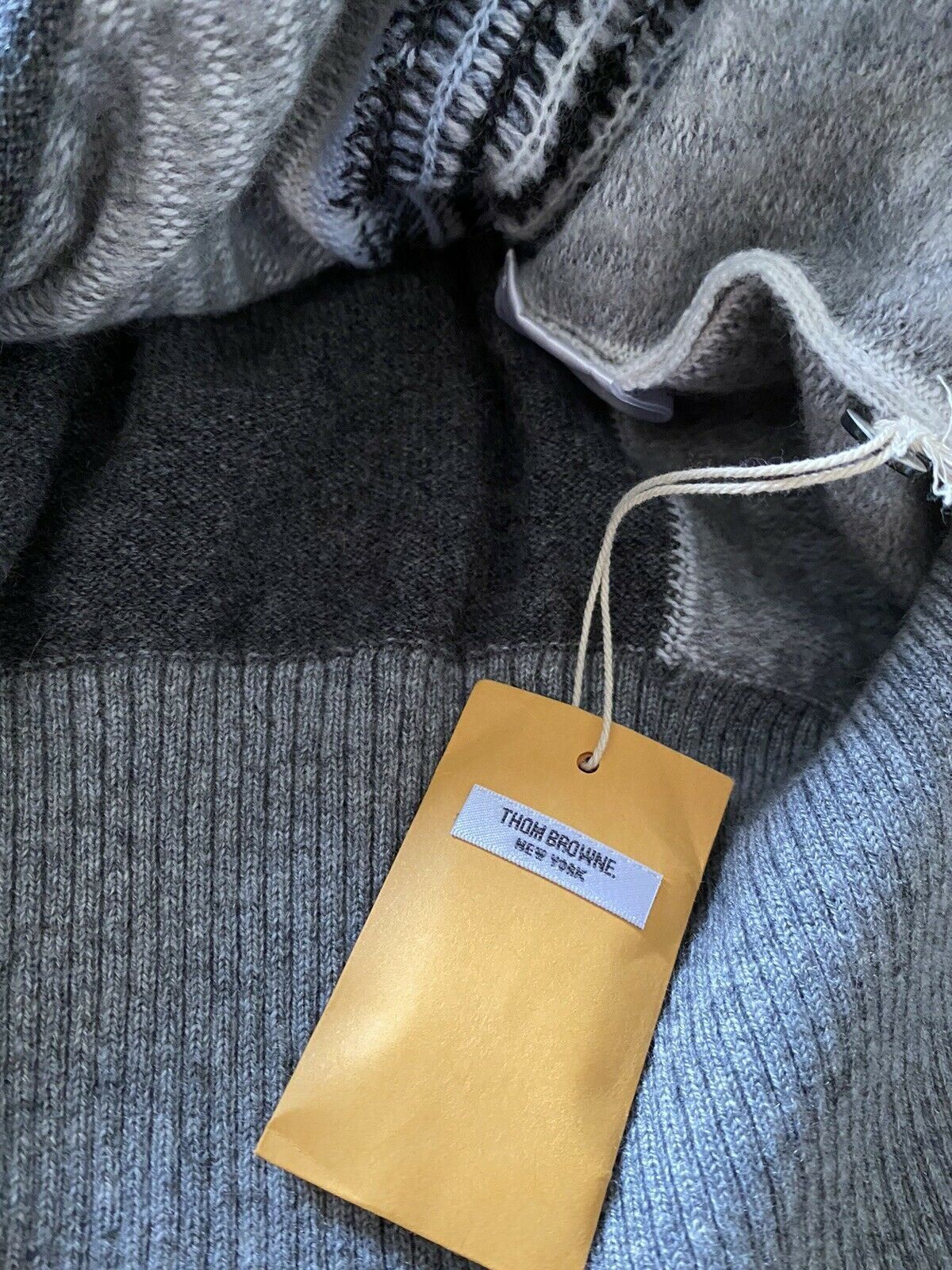 Thom Browne Sweater in Gray Size US M / EU 48-50 / 2 - 8 Thumbnail