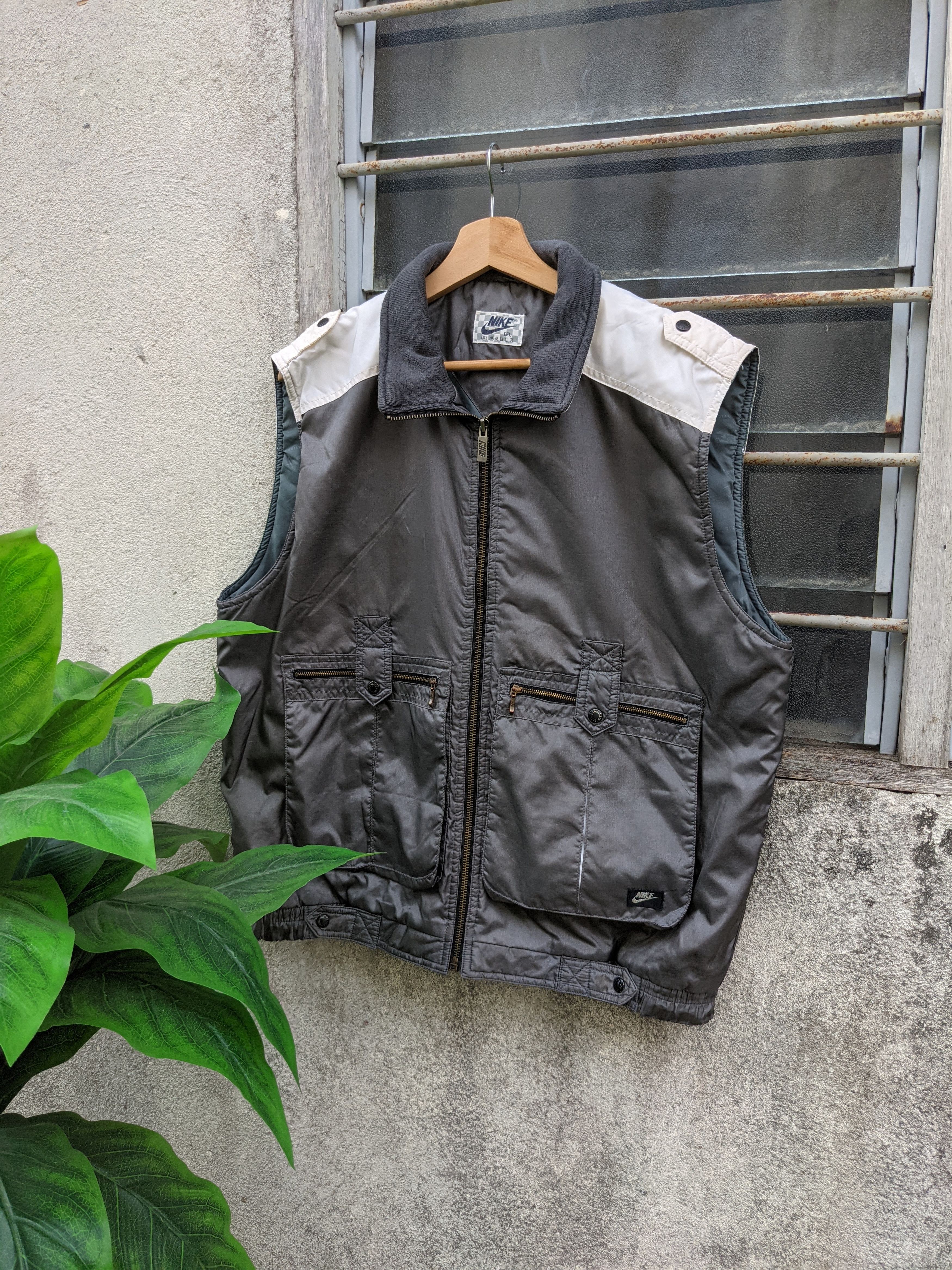 Nike Vintage 80's Nike ceramic tex nylon vest Size US L / EU 52-54 / 3 - 1 Thumbnail