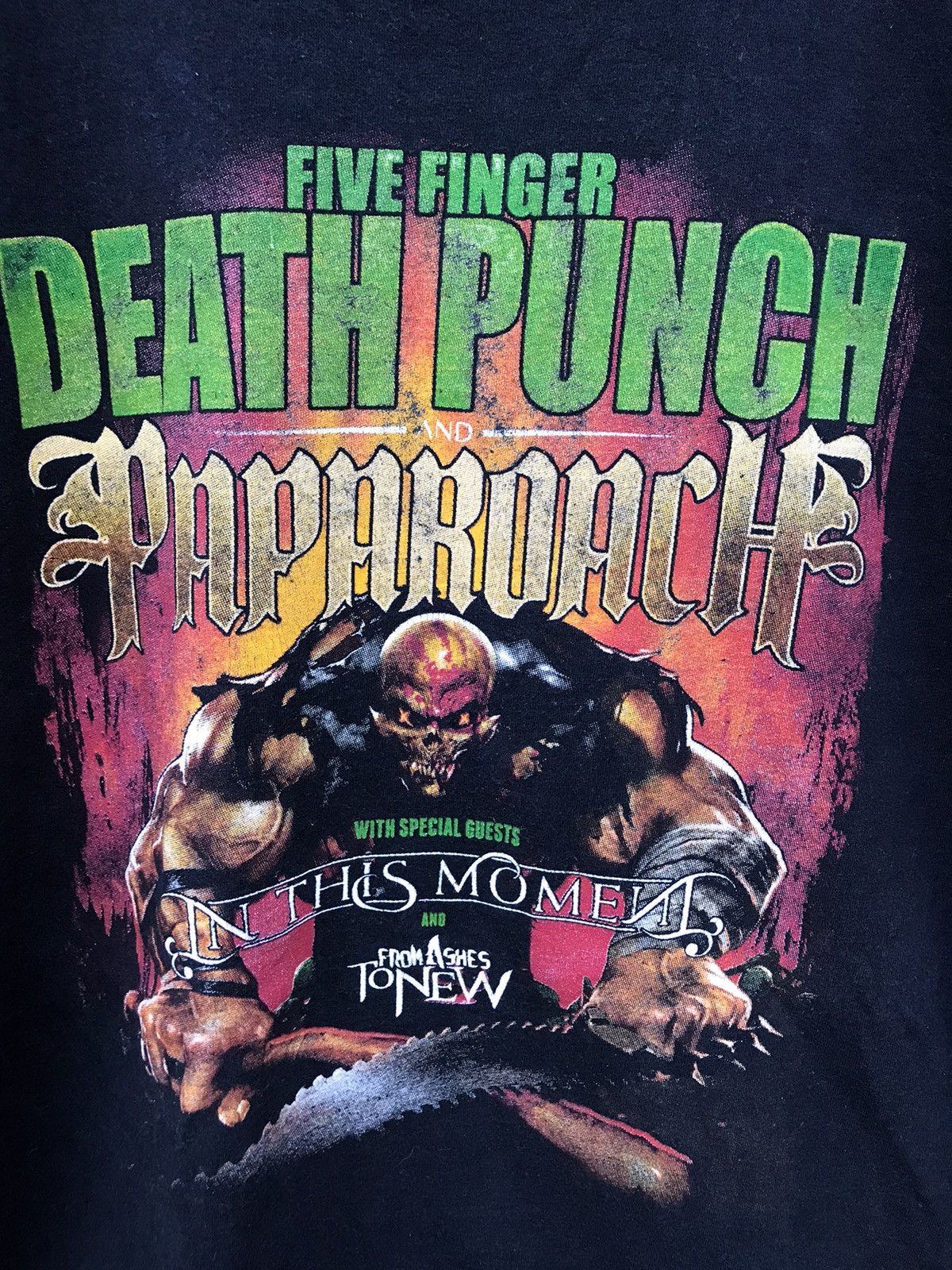 Band Tees Five Finger Death Punch And Paparoach Tour Size US L / EU 52-54 / 3 - 3 Thumbnail