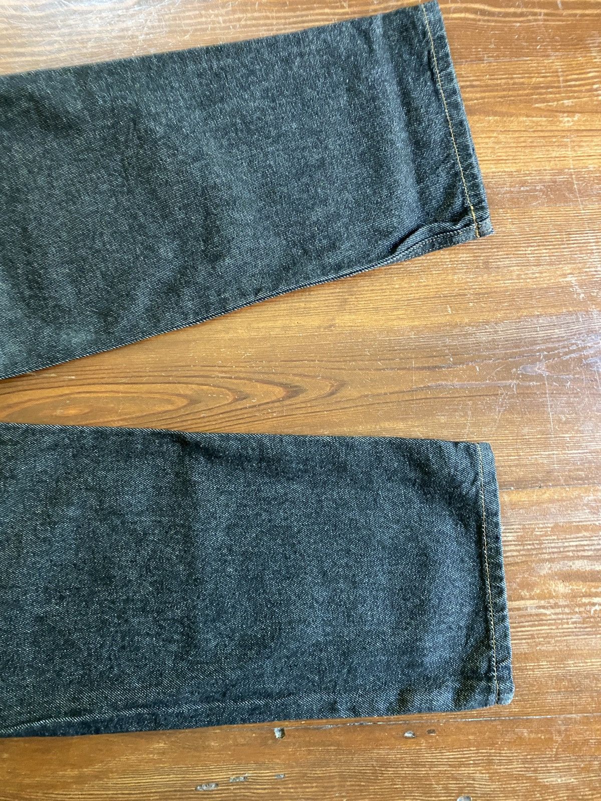 Calvin Klein Vintage NWT 90’s Calvin Klein Relaxed Fit Black Jean 33x35.5 Size US 33 - 2 Thumbnail