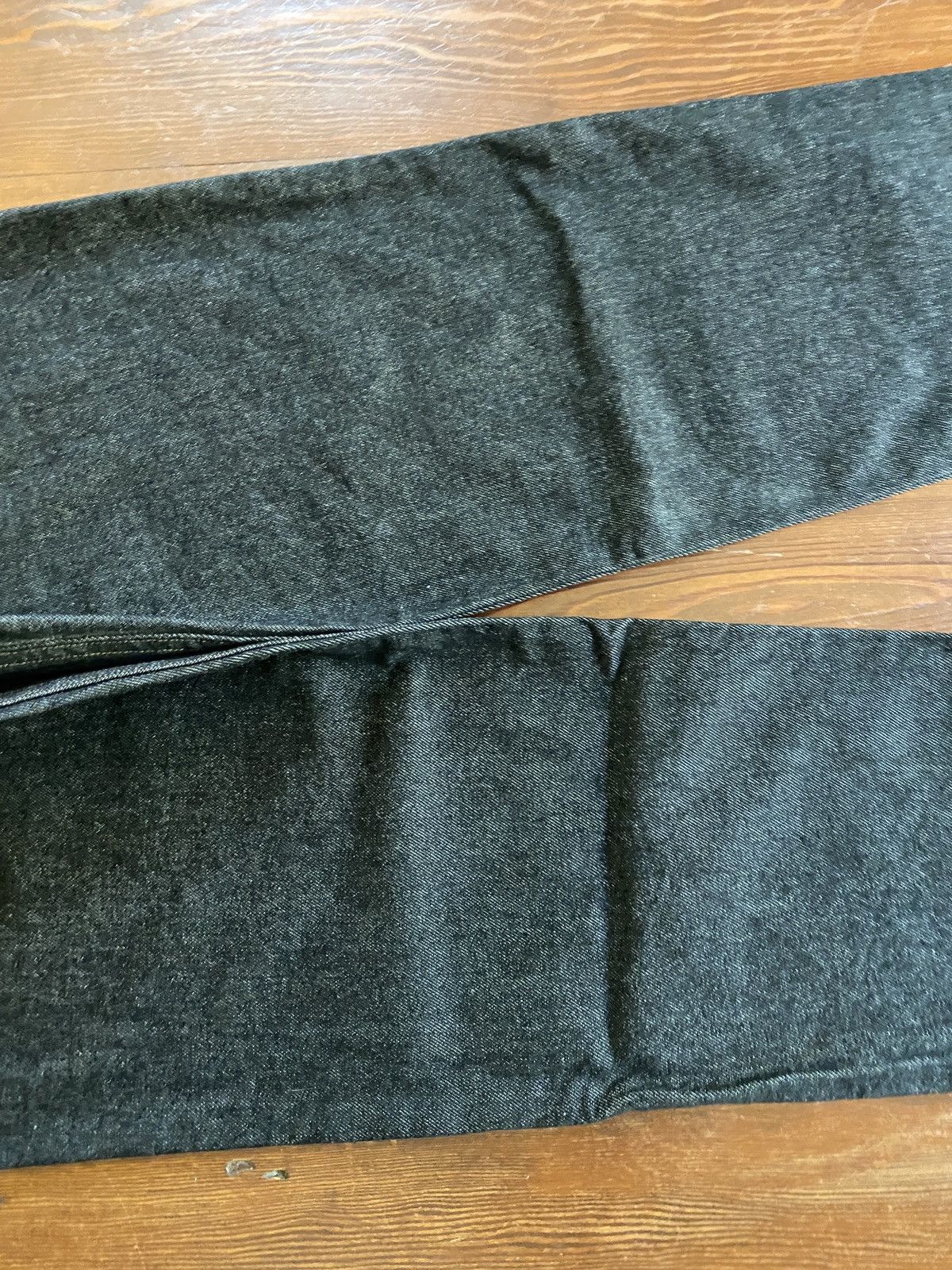 Calvin Klein Vintage NWT 90’s Calvin Klein Relaxed Fit Black Jean 33x35.5 Size US 33 - 3 Thumbnail