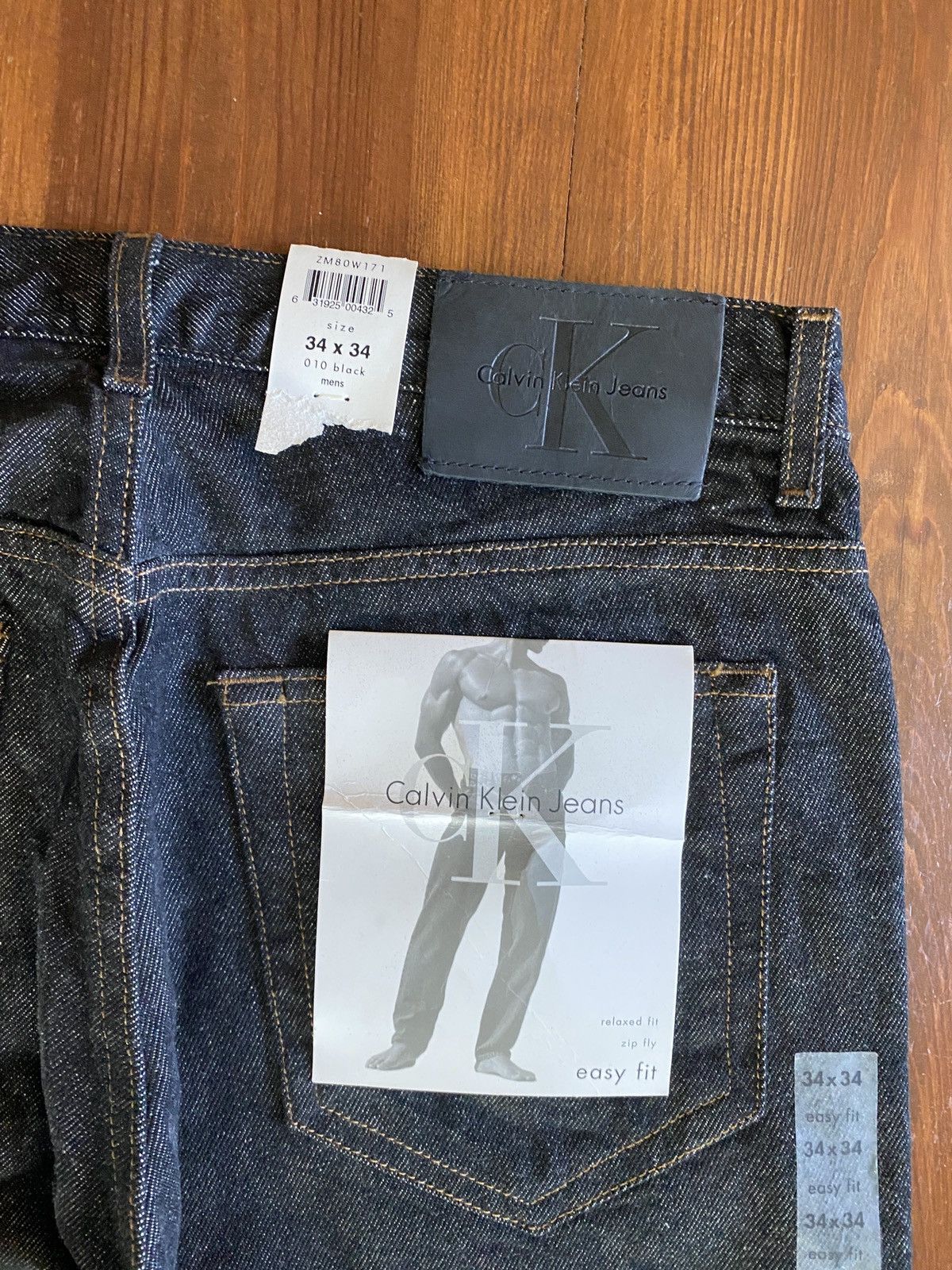 Calvin Klein Vintage NWT 90’s Calvin Klein Relaxed Fit Black Jean 33x35.5 Size US 33 - 6 Thumbnail