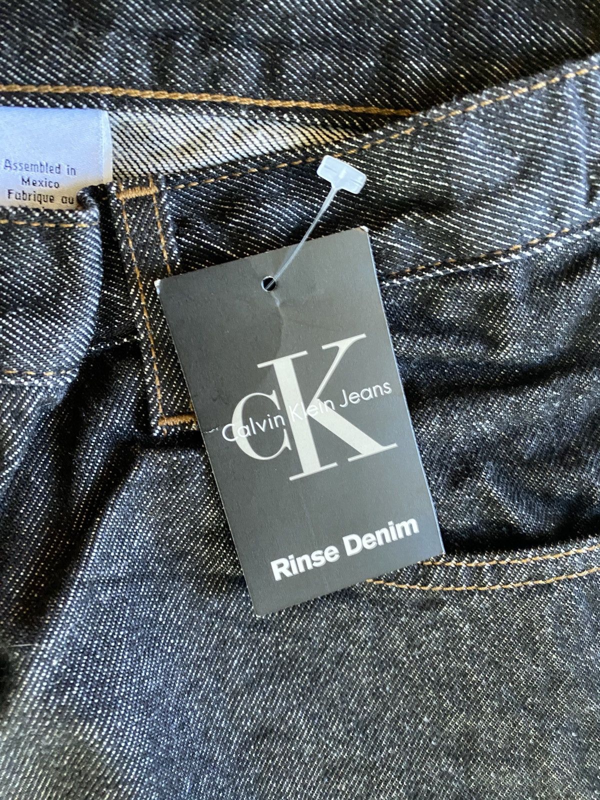 Calvin Klein Vintage NWT 90’s Calvin Klein Relaxed Fit Black Jean 33x35.5 Size US 33 - 12 Thumbnail