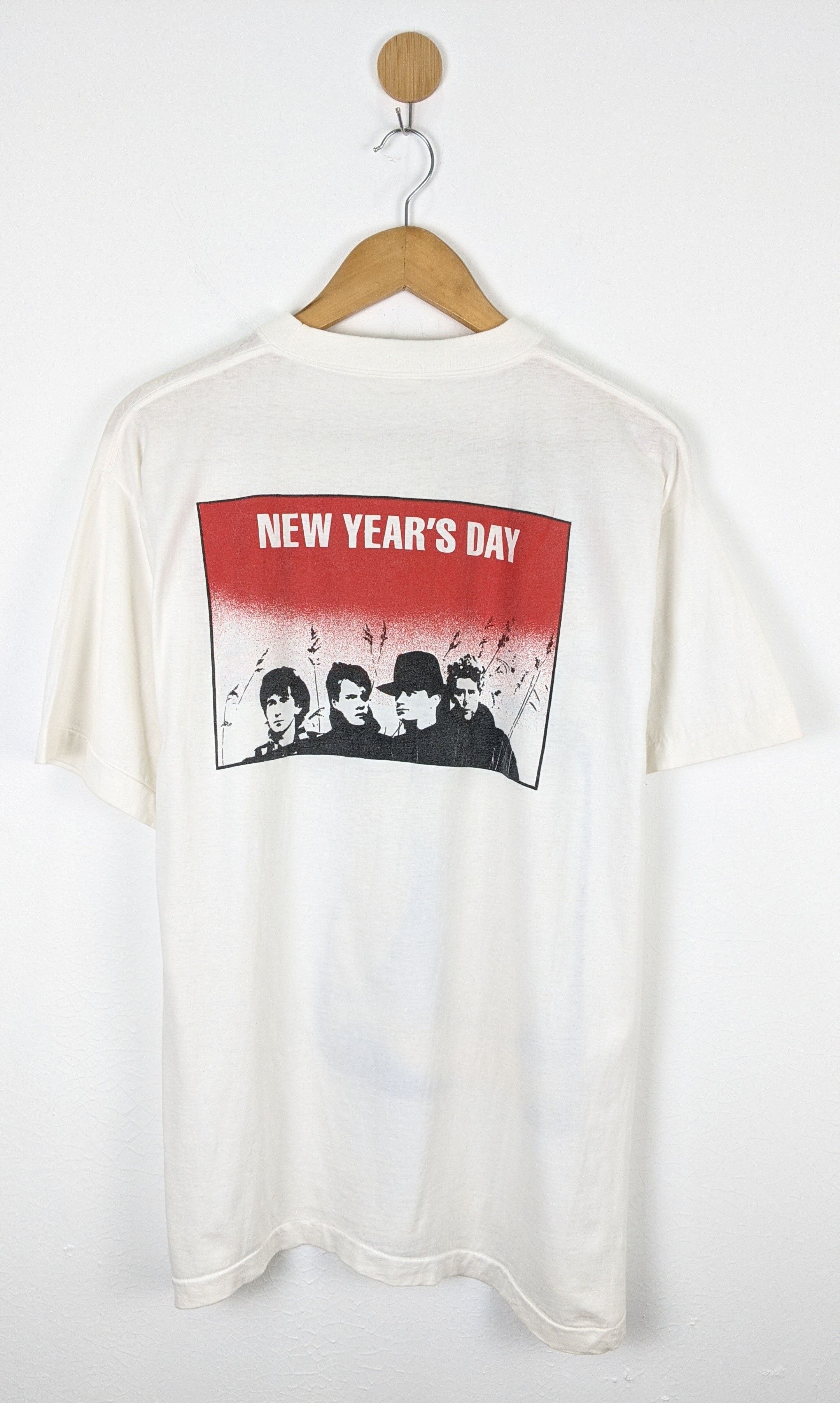 Band Tees Vintage U2 New Year's Day 80s Shirt Size US L / EU 52-54 / 3 - 2 Thumbnail