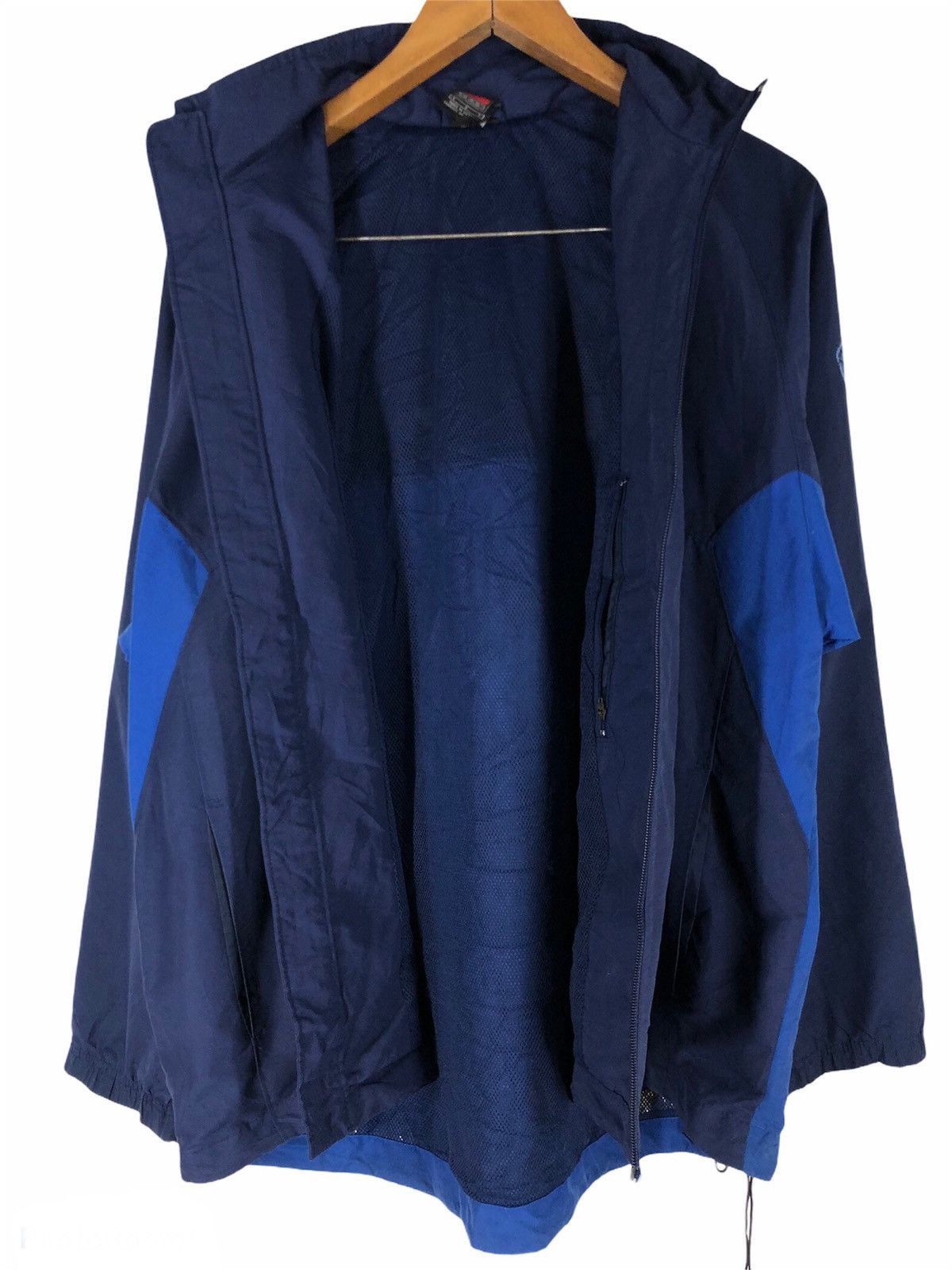 Nike × Vintage Vintage 90s NIKE big logo windbreaker jacket cw21 Size US L / EU 52-54 / 3 - 7 Thumbnail