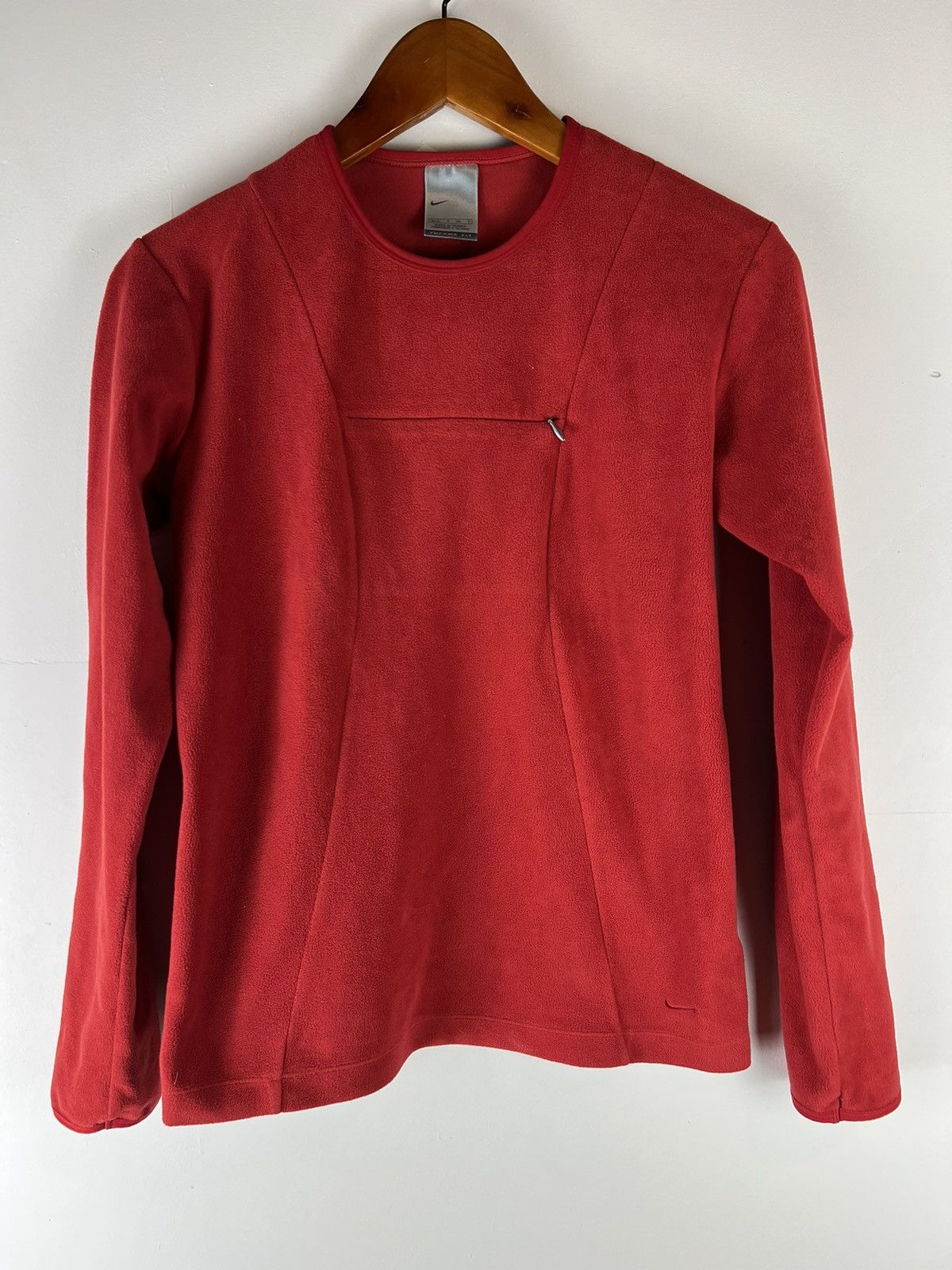 Nike Vintage y2k womens nike therma fleece fit sweater Size S / US 4 / IT 40 - 1 Thumbnail