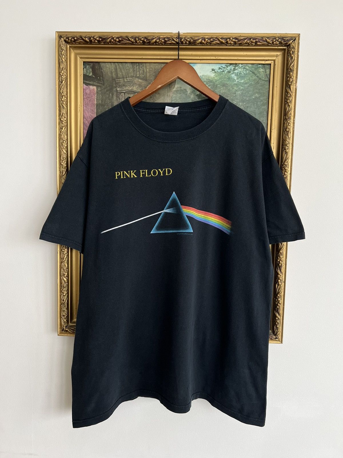 Band Tees Vintage 1998 Pink Floyd The Dark Side of the Moon Black Tee Size US XL / EU 56 / 4 - 1 Thumbnail