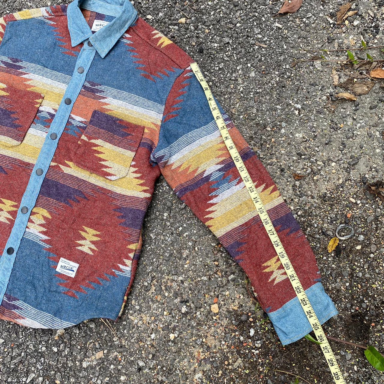 Japanese Brand MRGGR Aztec Navajo Print Shirt Jacket (Shacket) Size US M / EU 48-50 / 2 - 14 Thumbnail