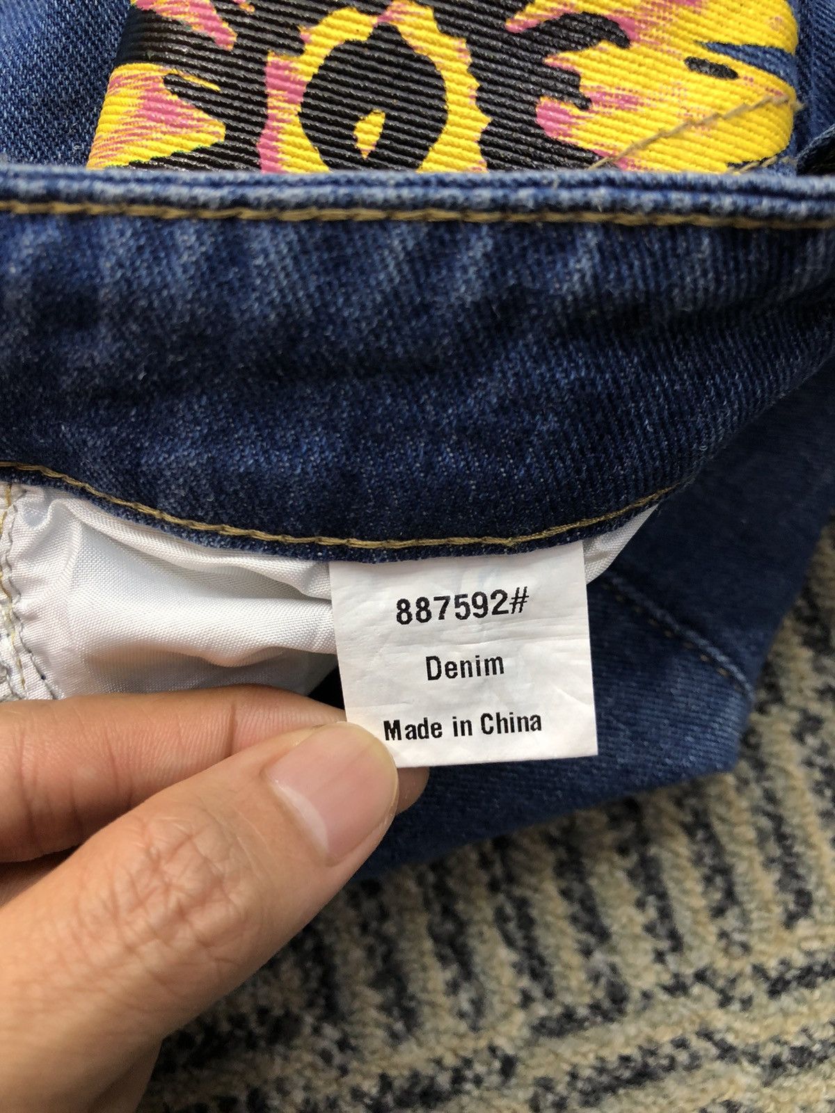 Japanese Brand Misslook Flower Print Inspire Denim Tears Faded Blue Jeans Size US 33 - 13 Thumbnail