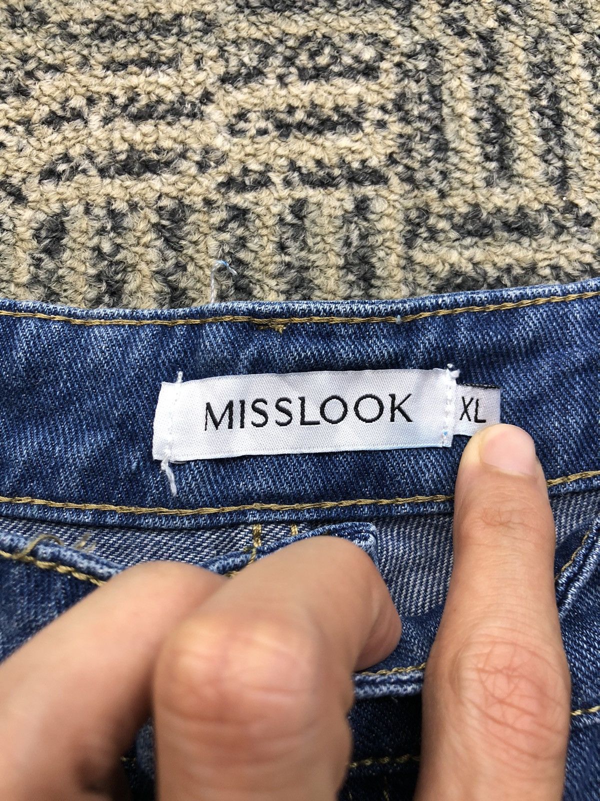 Japanese Brand Misslook Flower Print Inspire Denim Tears Faded Blue Jeans Size US 33 - 12 Thumbnail