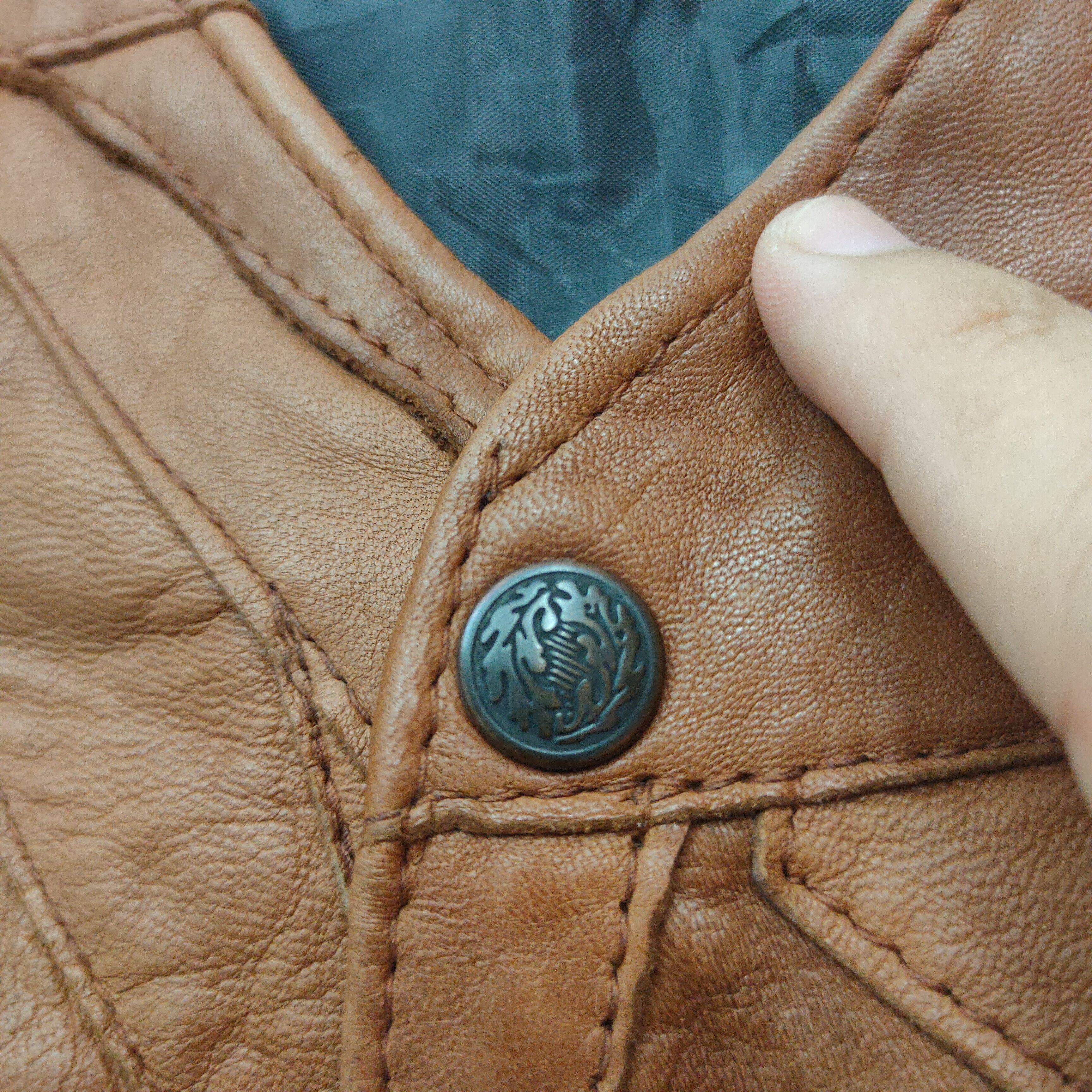 Vintage Vintage‼️ GENUINE LEATHER APPAREL Made in Mexico Vest Size US L / EU 52-54 / 3 - 5 Thumbnail