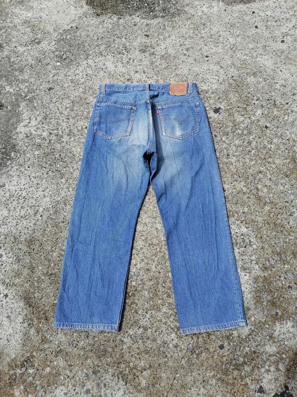 Levi's × Levi's Vintage Clothing Levi's Strauss 501 Button "555" Denim Jeans Size US 34 / EU 50 - 2 Thumbnail