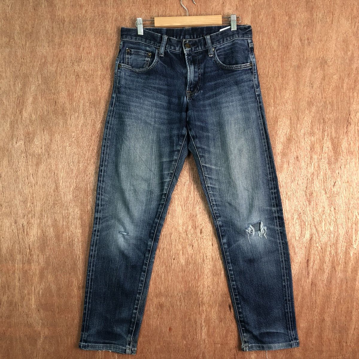Uniqlo DLL Uniqlo Dark Blue distressed Denim Pants #c245 Size US 30 / EU 46 - 1 Thumbnail