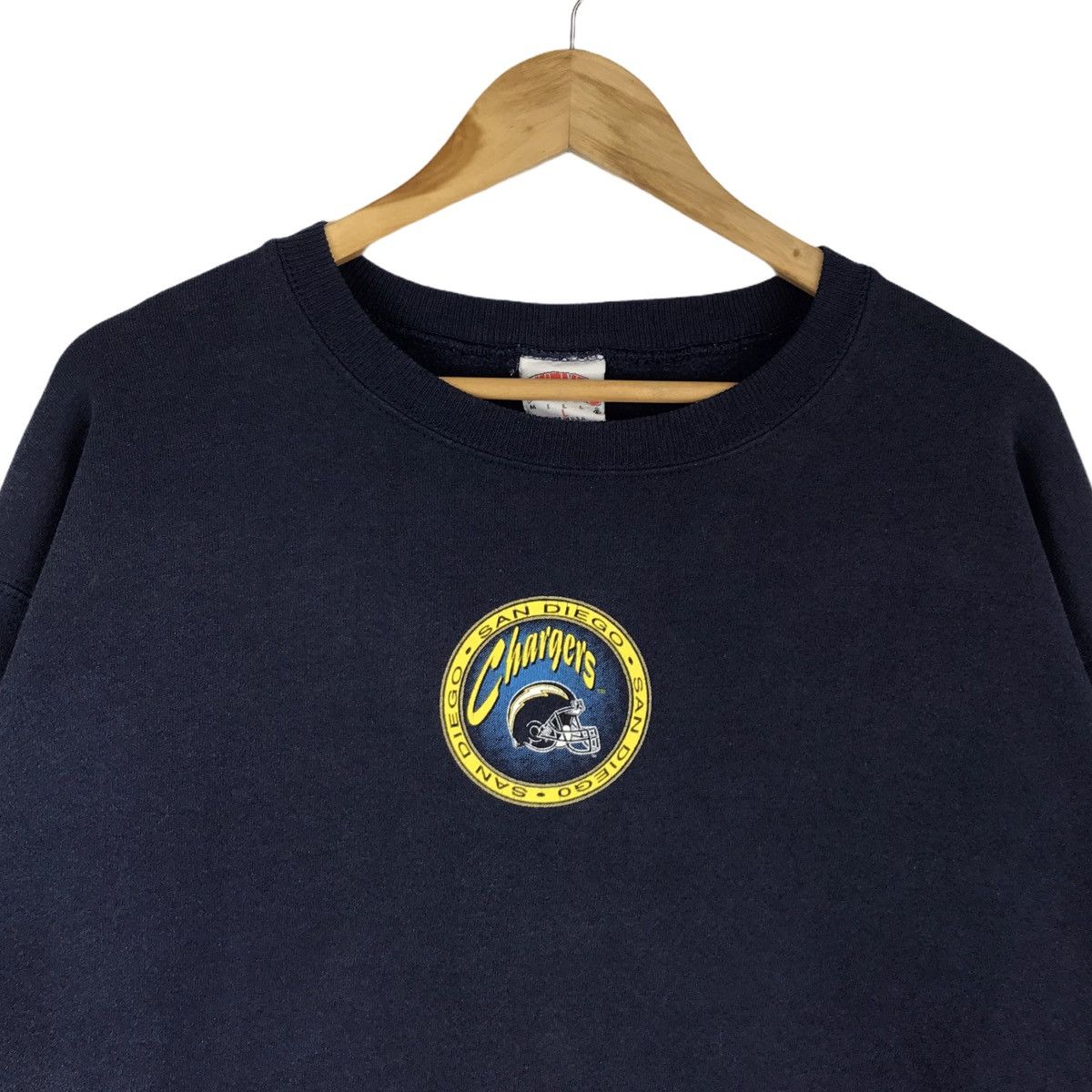 NFL × Nutmeg × Vintage Vintage 90s San Diego Charges NFLP Sweatshirt Size US L / EU 52-54 / 3 - 3 Thumbnail
