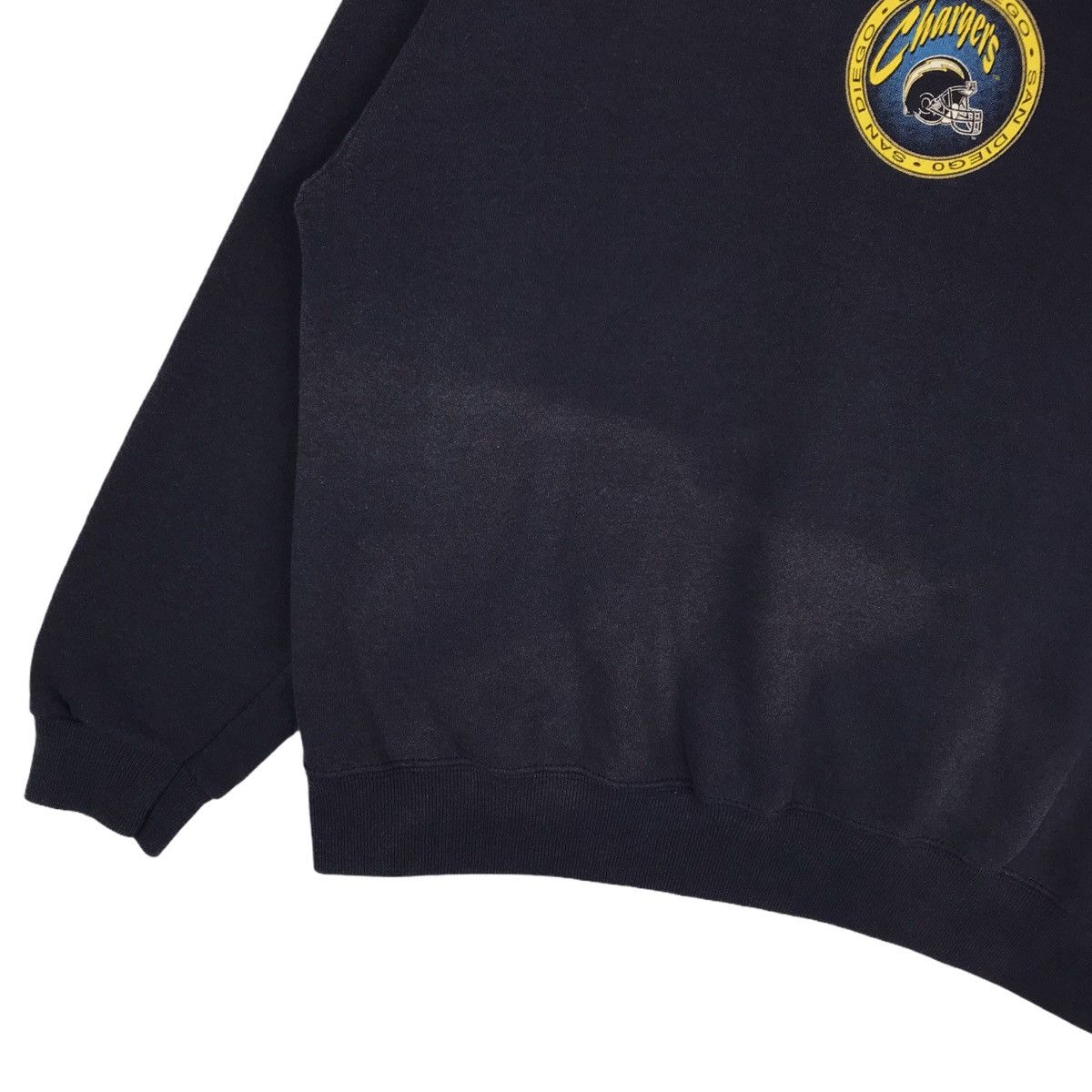 NFL × Nutmeg × Vintage Vintage 90s San Diego Charges NFLP Sweatshirt Size US L / EU 52-54 / 3 - 11 Thumbnail