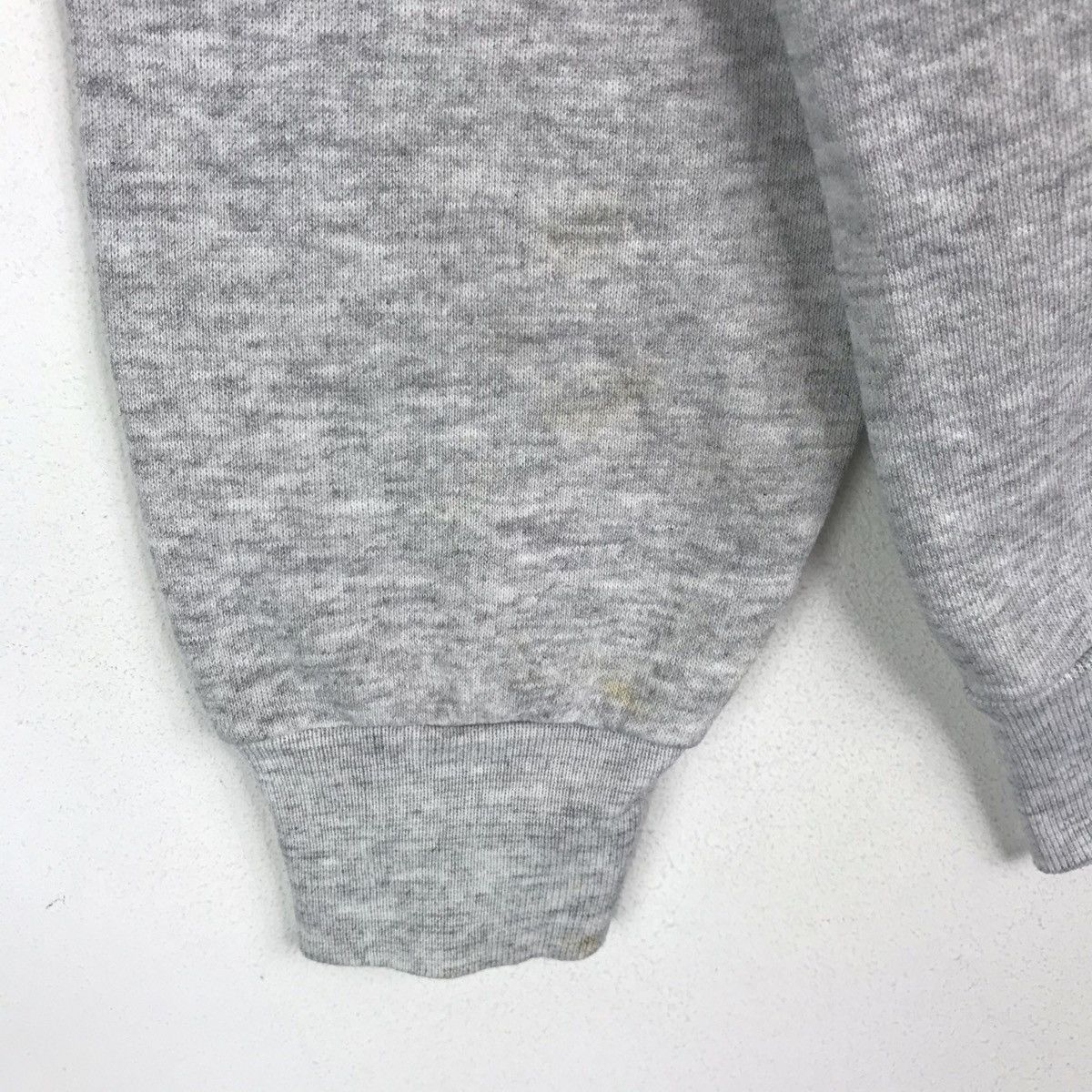 Mickey Mouse × Velva Sheen × Vintage Vintage 90s Mickey Mouse Sweatshirt Size US L / EU 52-54 / 3 - 7 Thumbnail