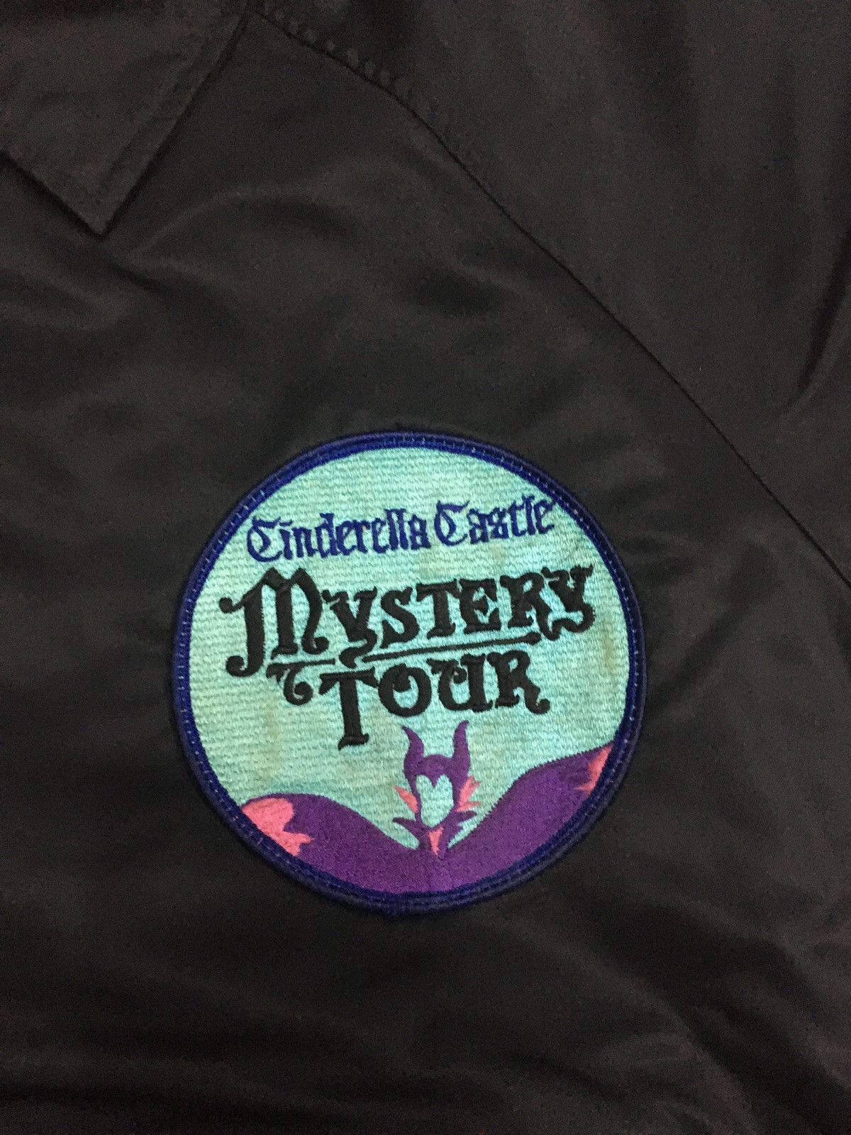 Vintage Vintage Cinderella Castle Mystery Tour Reversible Size US L / EU 52-54 / 3 - 9 Thumbnail