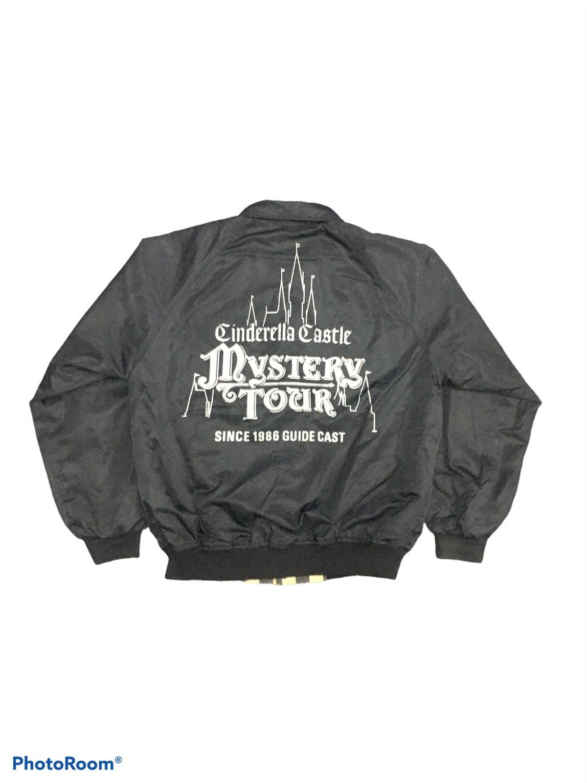 Vintage Vintage Cinderella Castle Mystery Tour Reversible Size US L / EU 52-54 / 3 - 6 Thumbnail