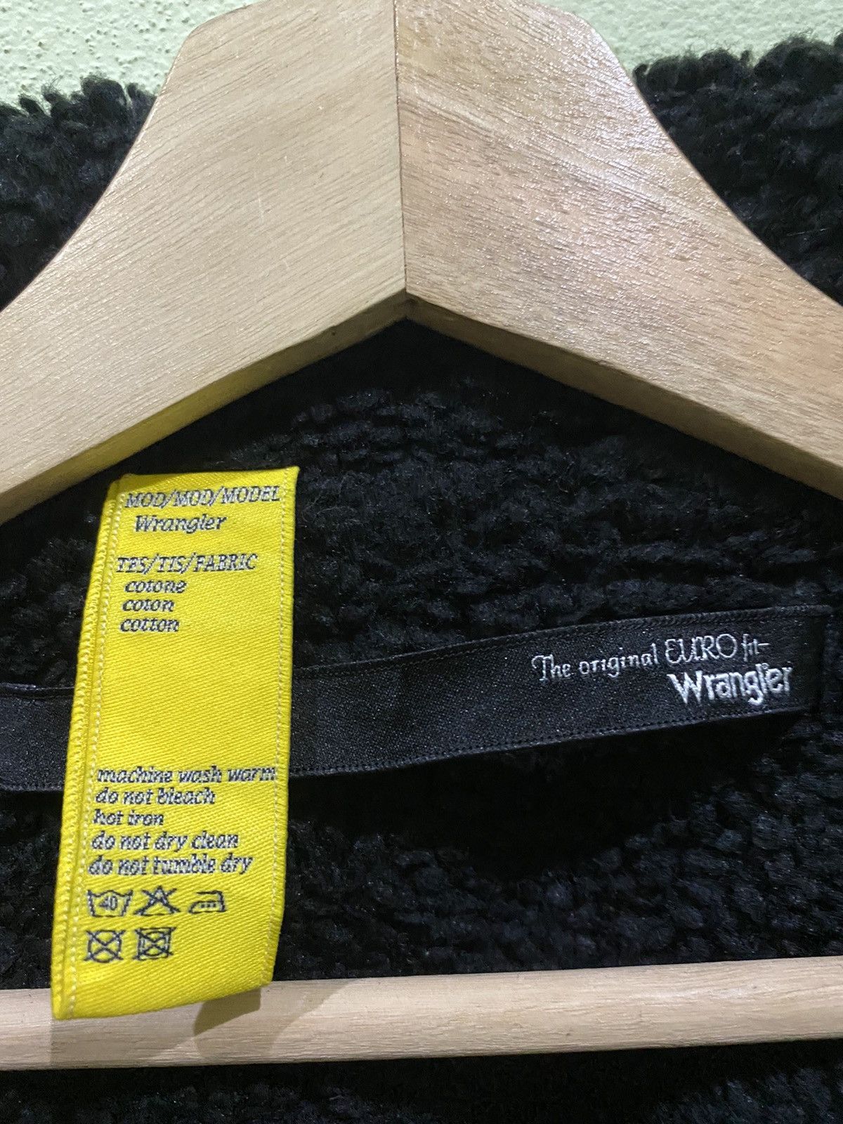 Wrangler Wrangler Corduroy Fleece Lining Jacket Size US XL / EU 56 / 4 - 14 Thumbnail